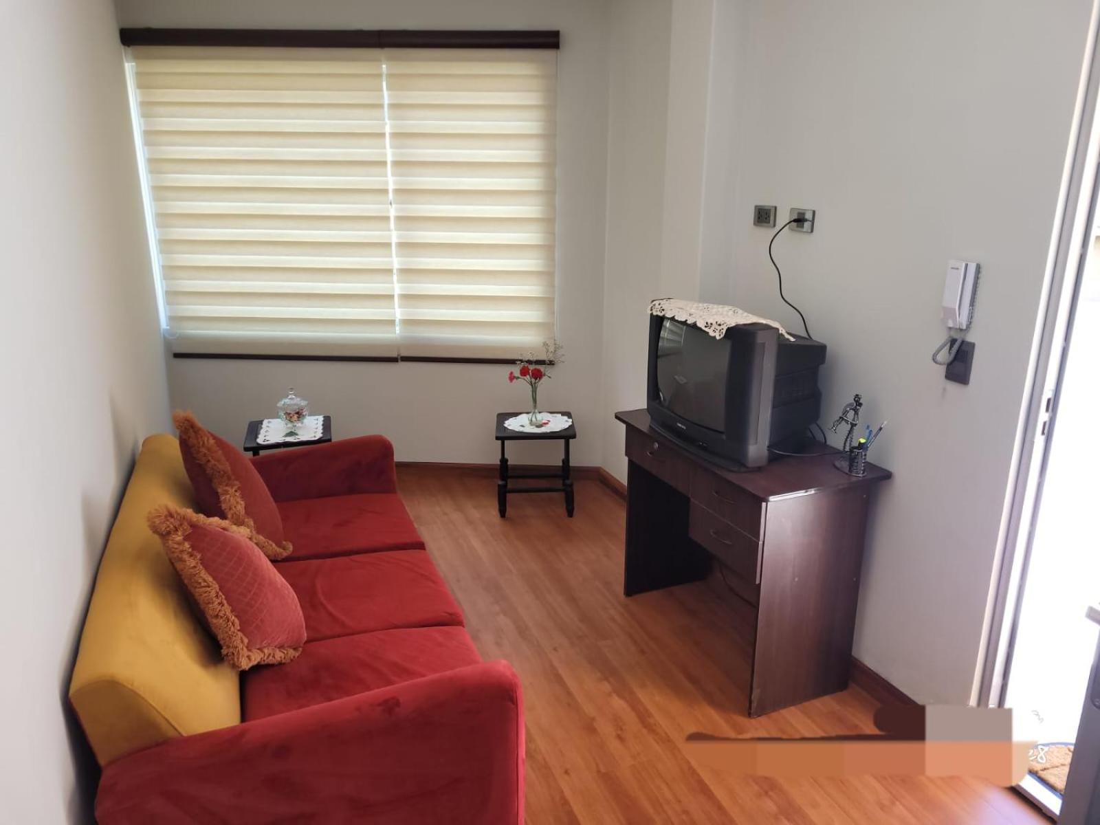 One-Bedroom Apartment photo 1