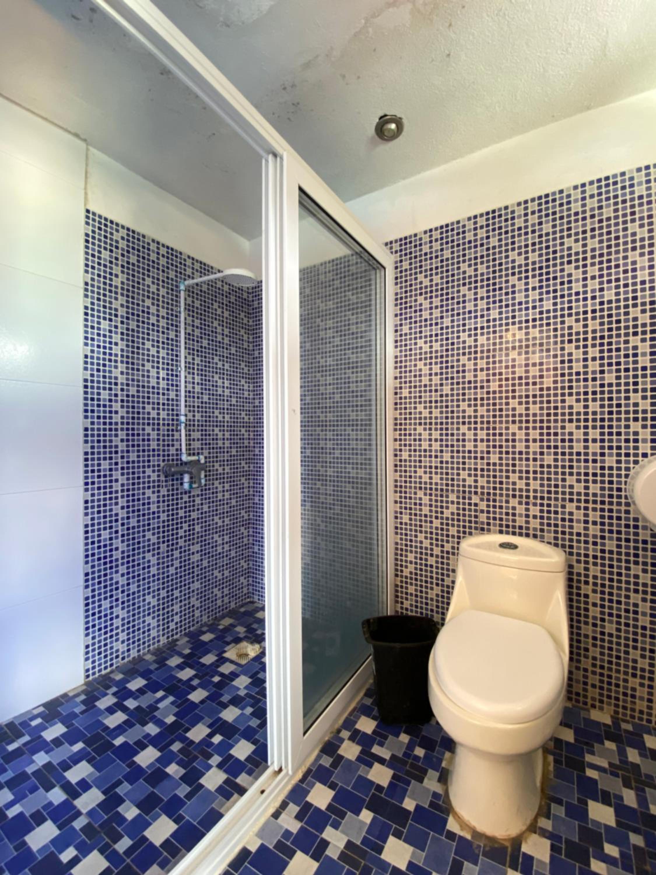 Basic Triple Room photo 2