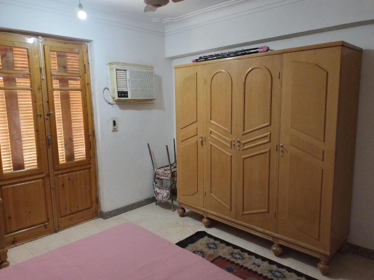 Twin Room with Private Bathroom - Photo 1