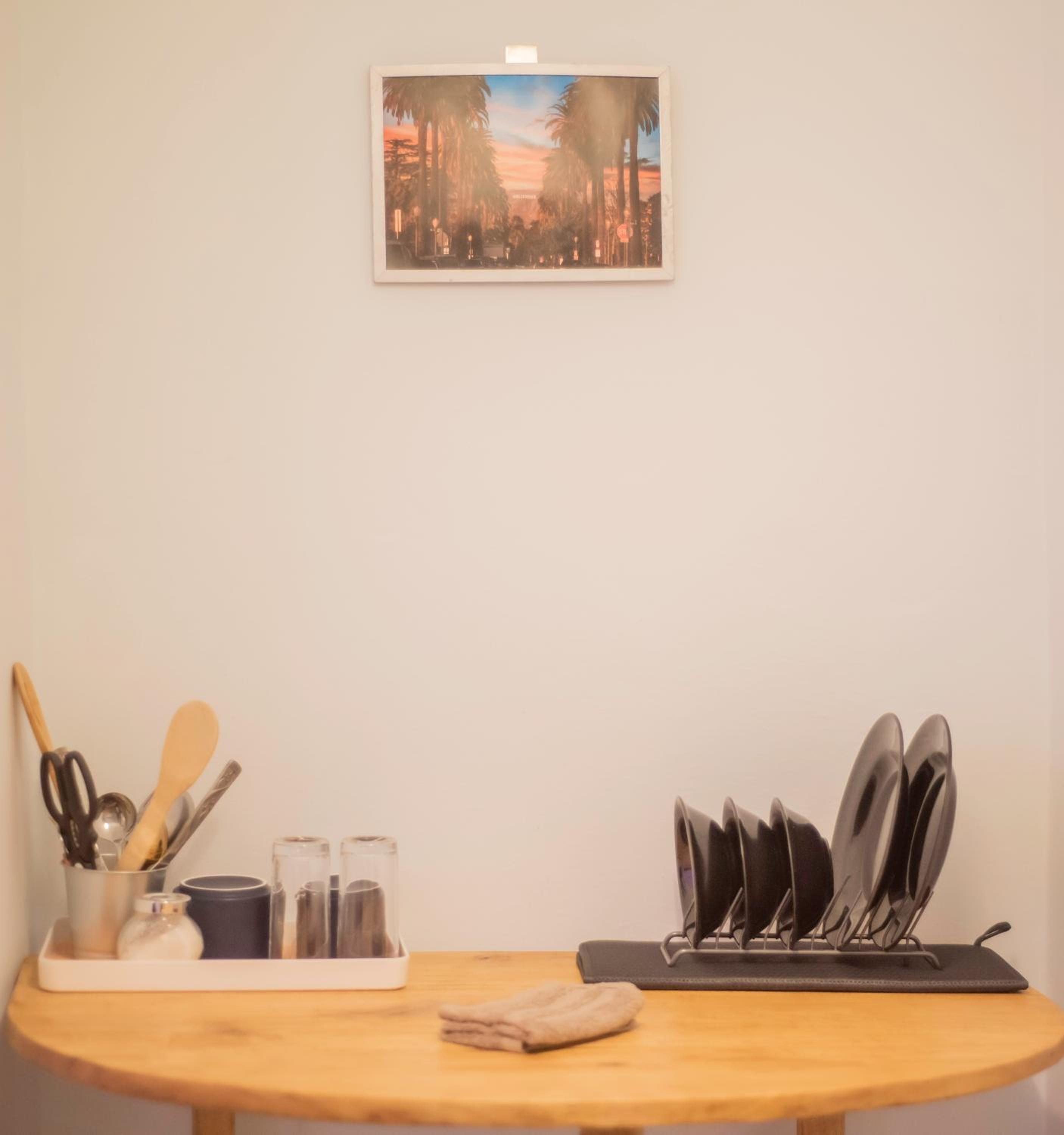 Studio Apartment photo 2
