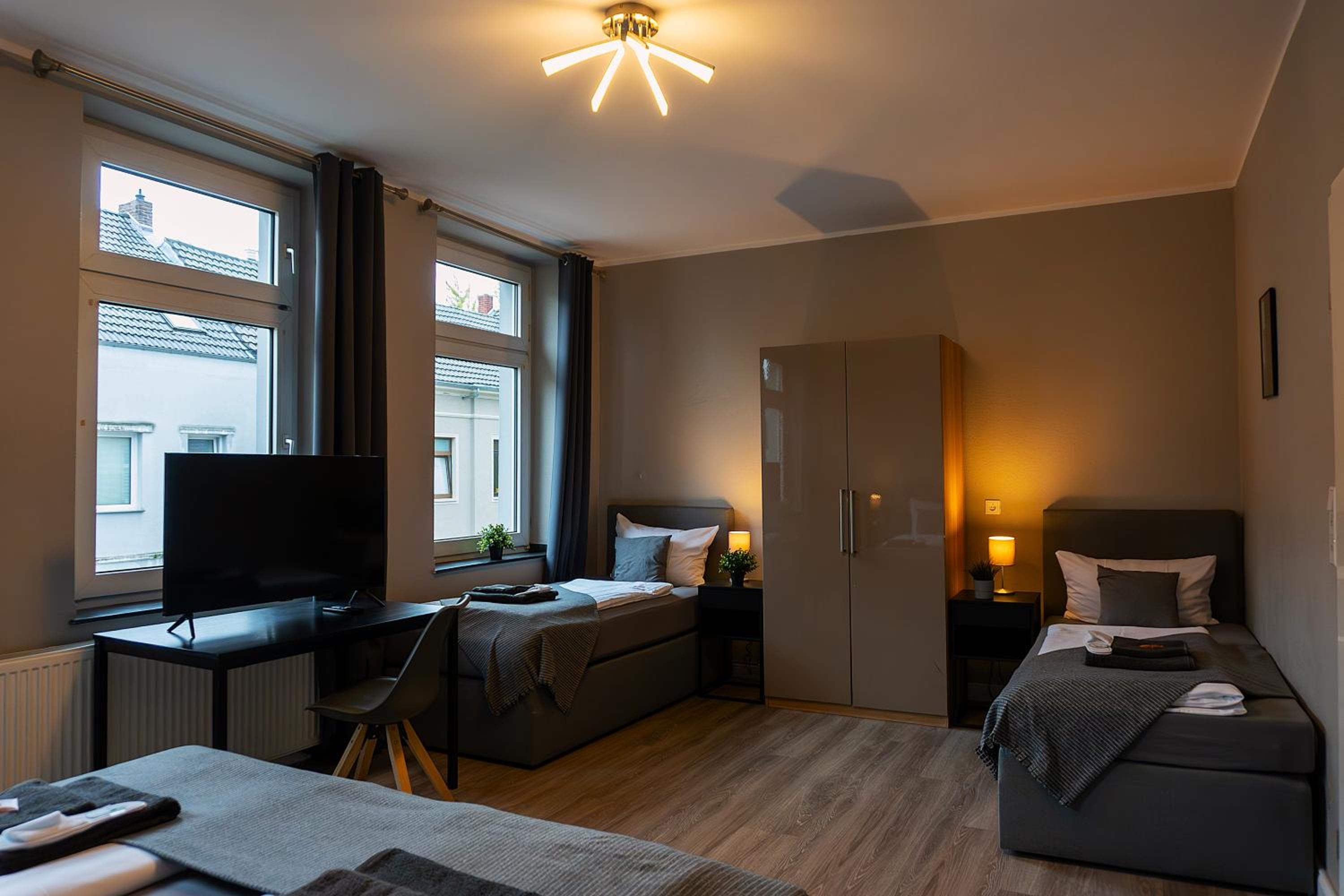 One-Bedroom Apartment photo 2