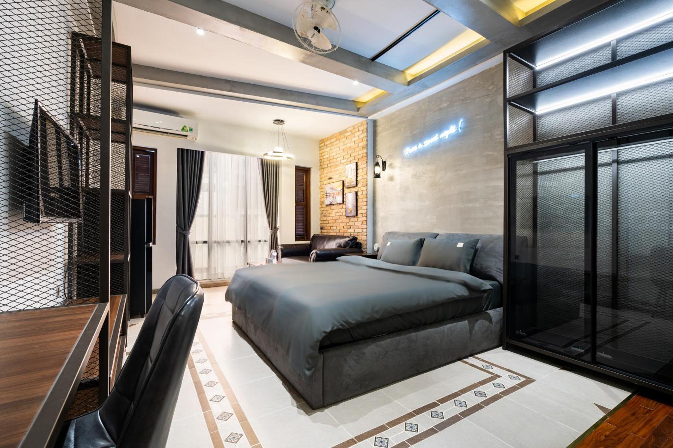King Room