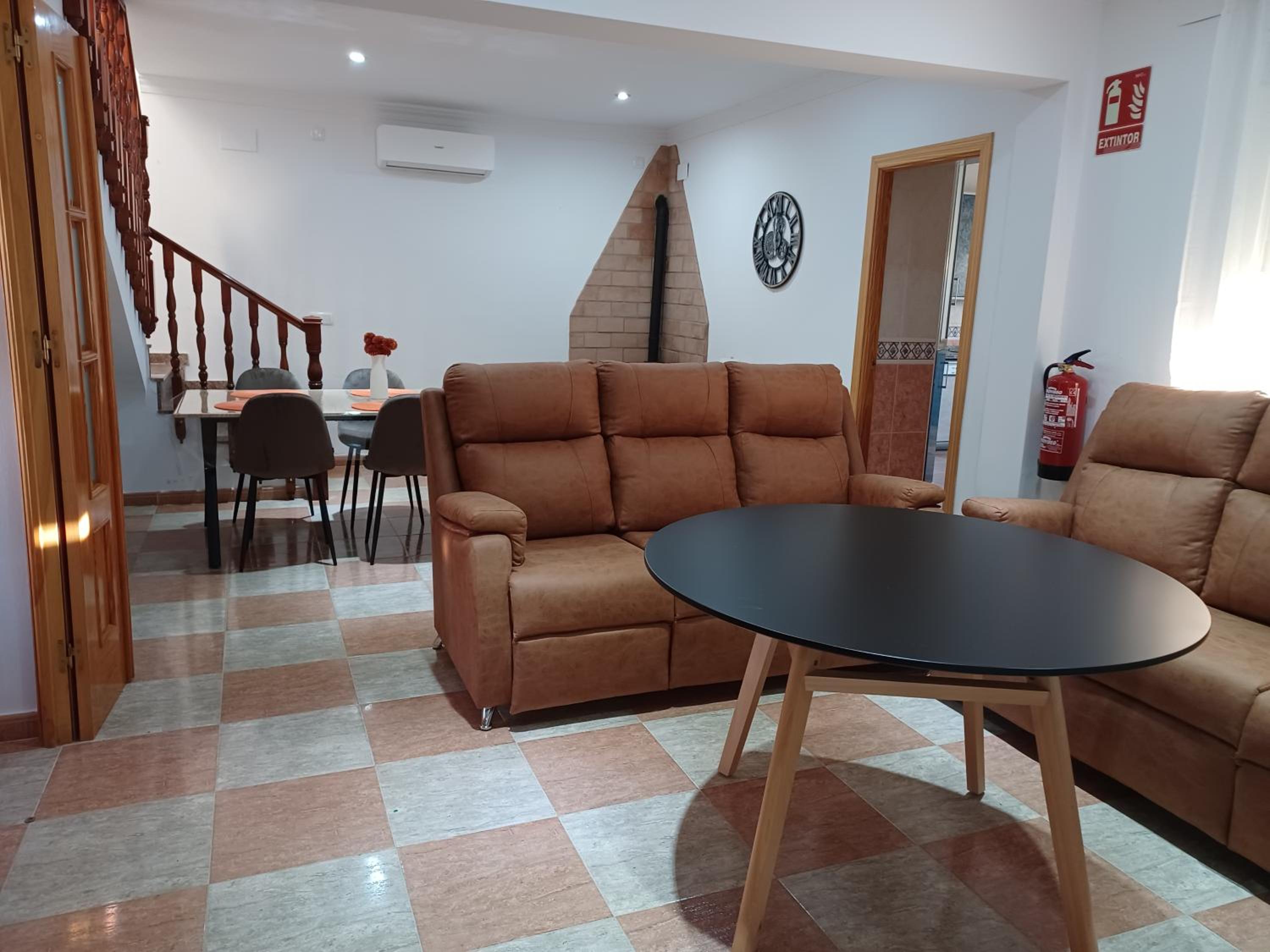 Casa de cuatro habitaciones