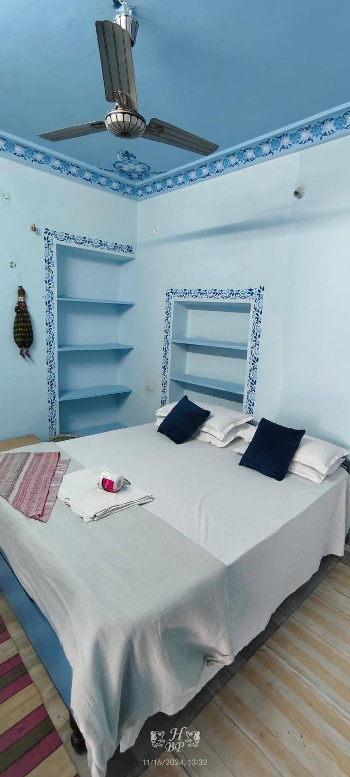 Budget Double Room photo 2