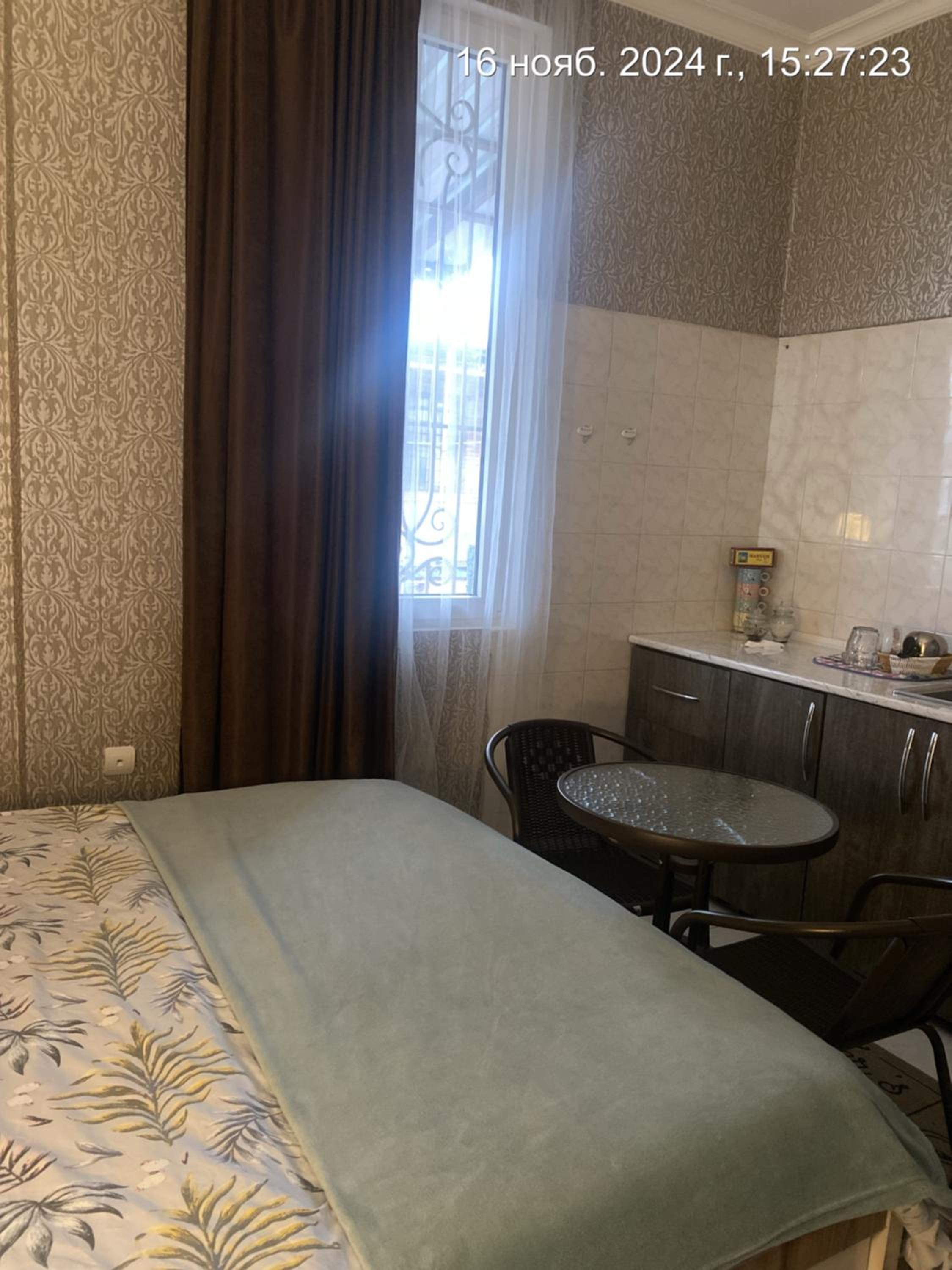 Double Room with Private External Bathroom photo 3