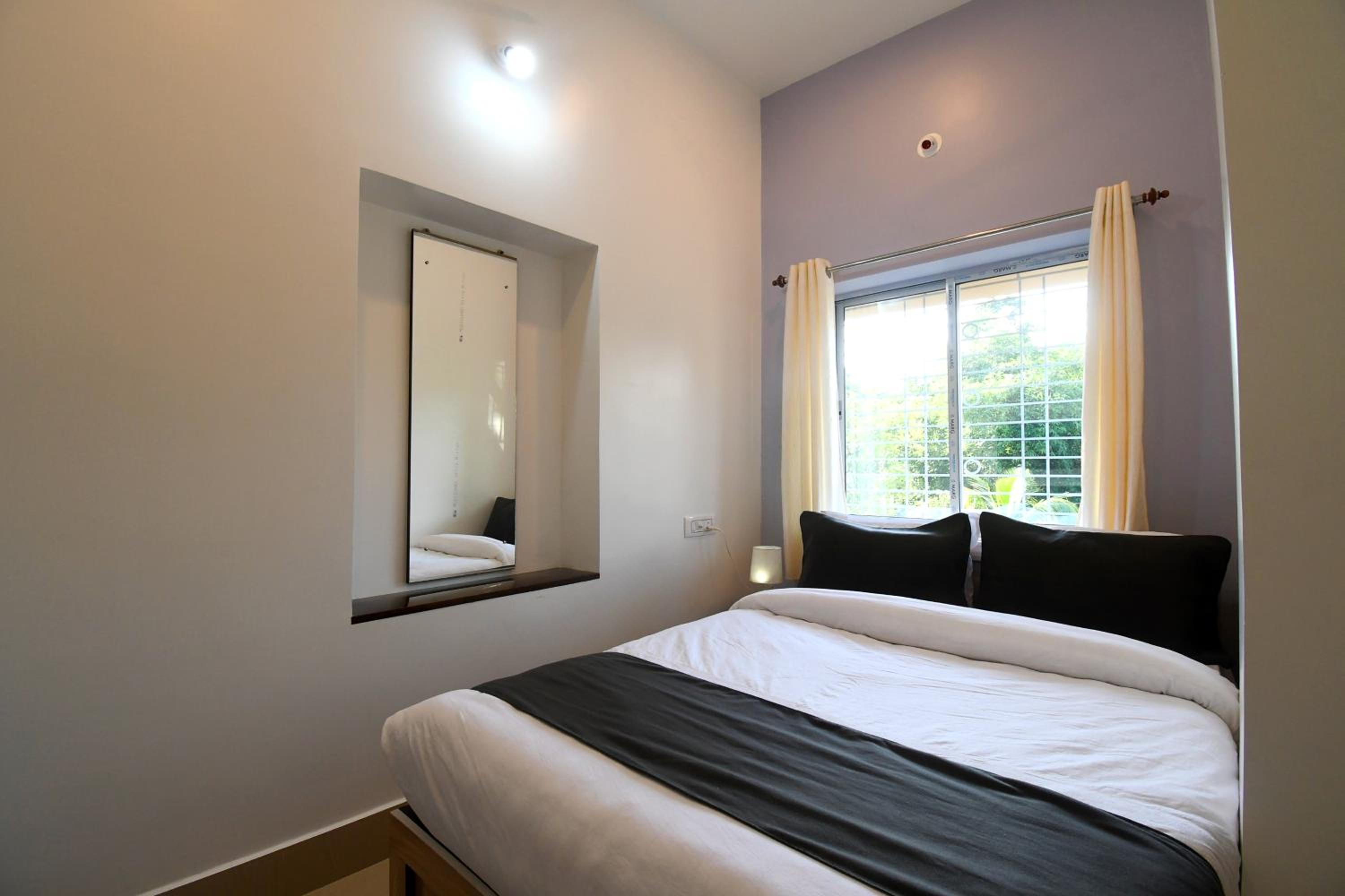 Deluxe Single Room - Photo 1