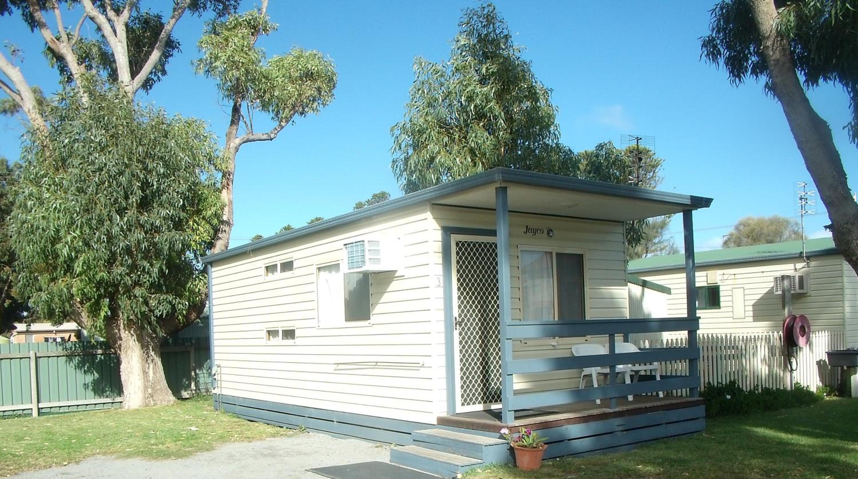 One-Bedroom Bungalow photo 2