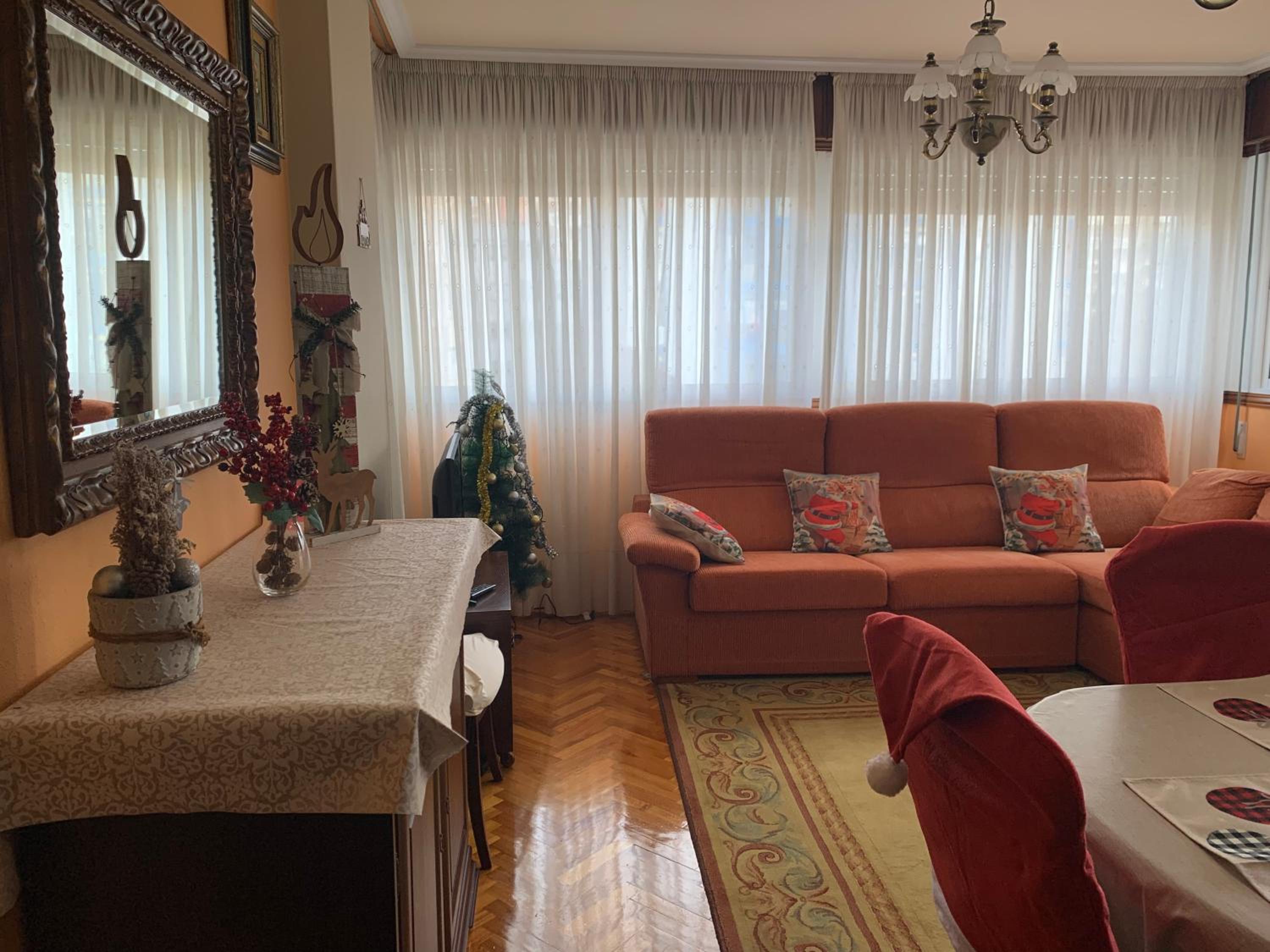 Apartamento de Cuatro Habitaciones