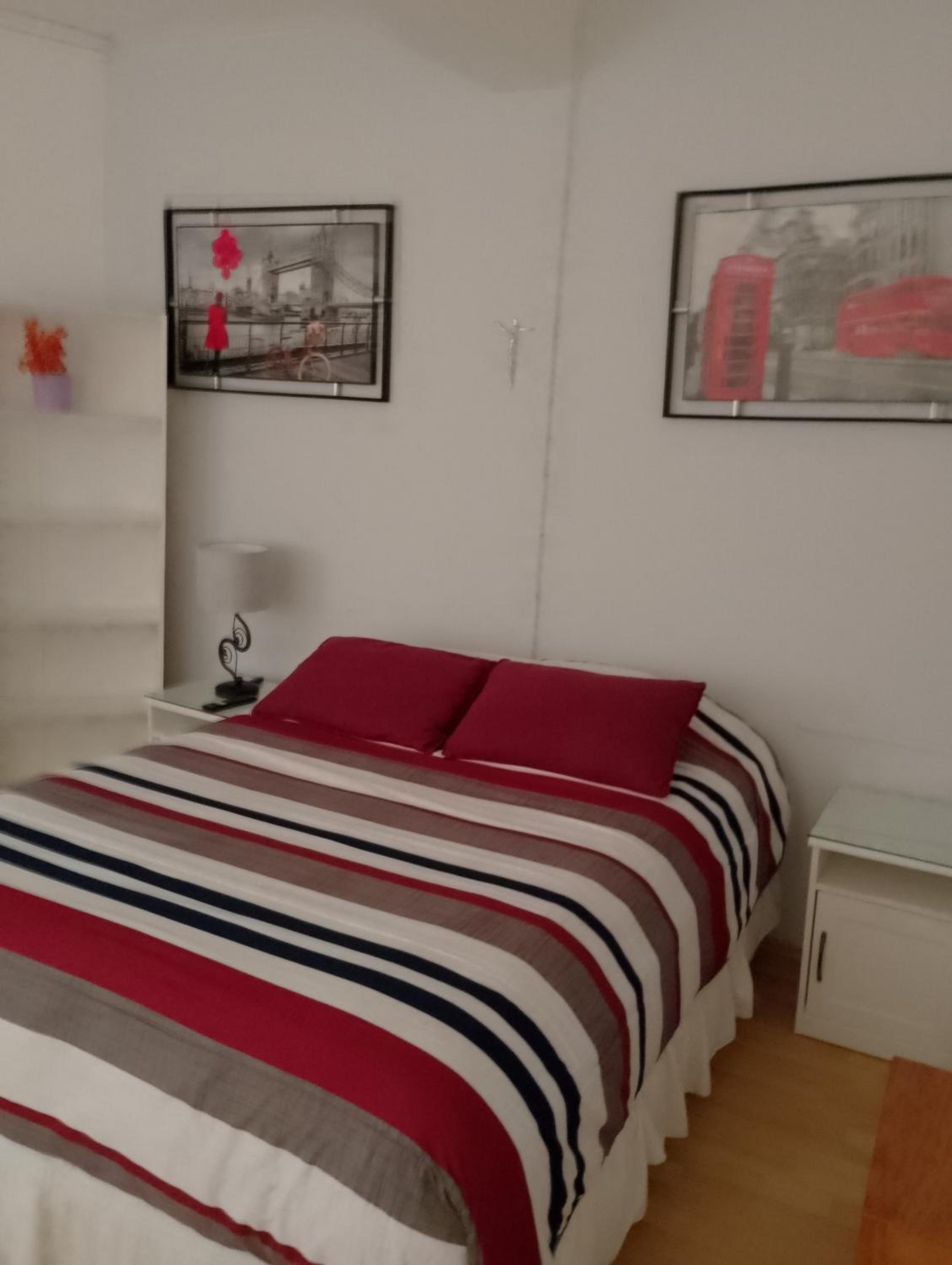 Budget Double Room - Photo 13