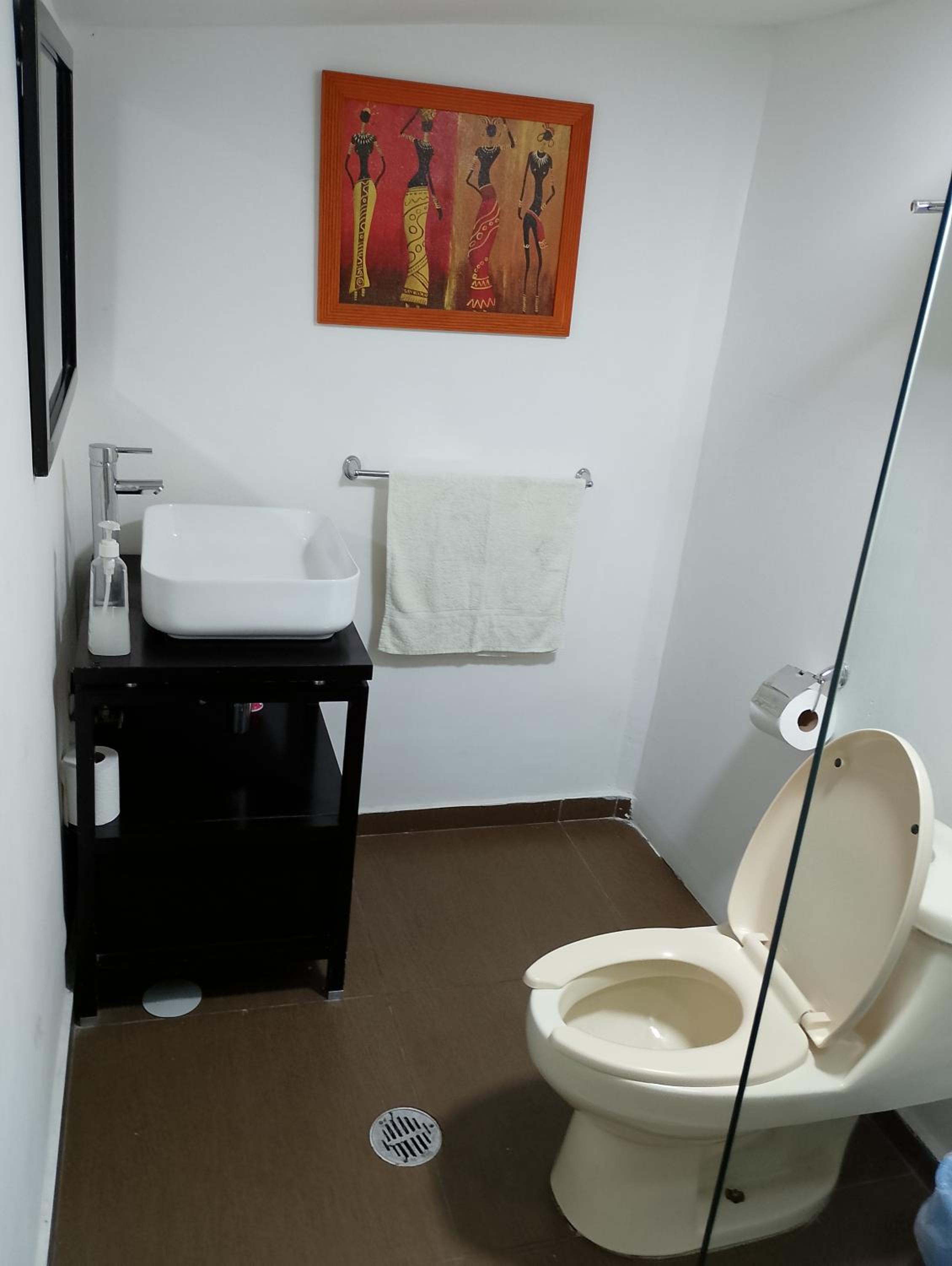 Budget Double Room - Photo 12