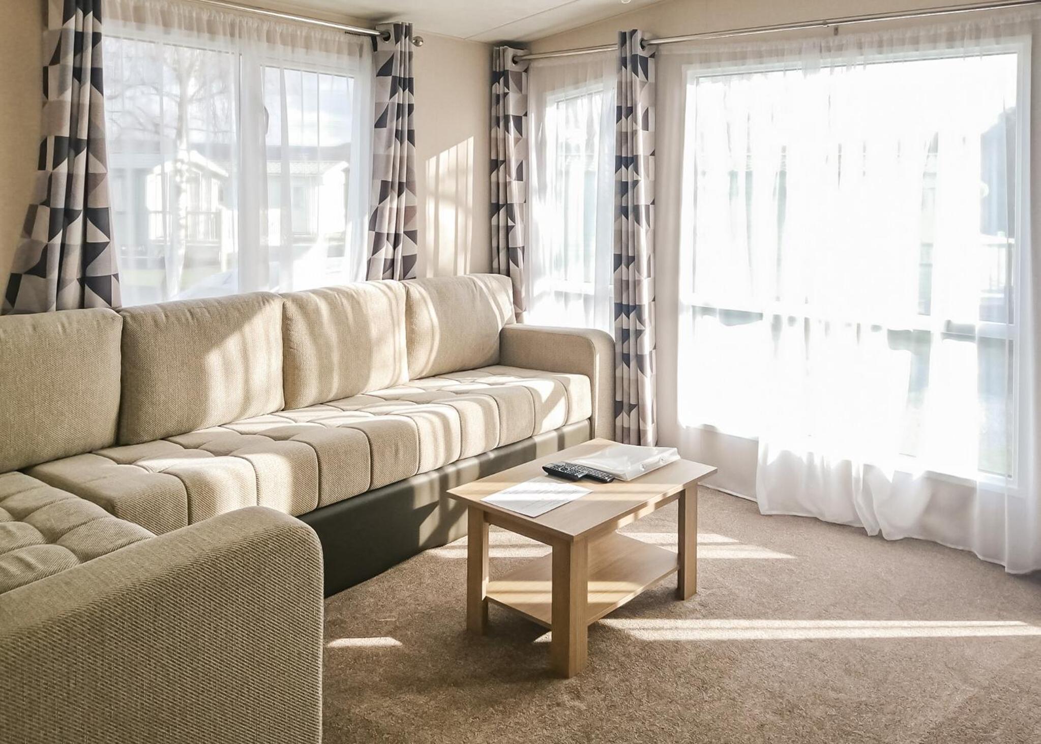 Mobile Home photo 2