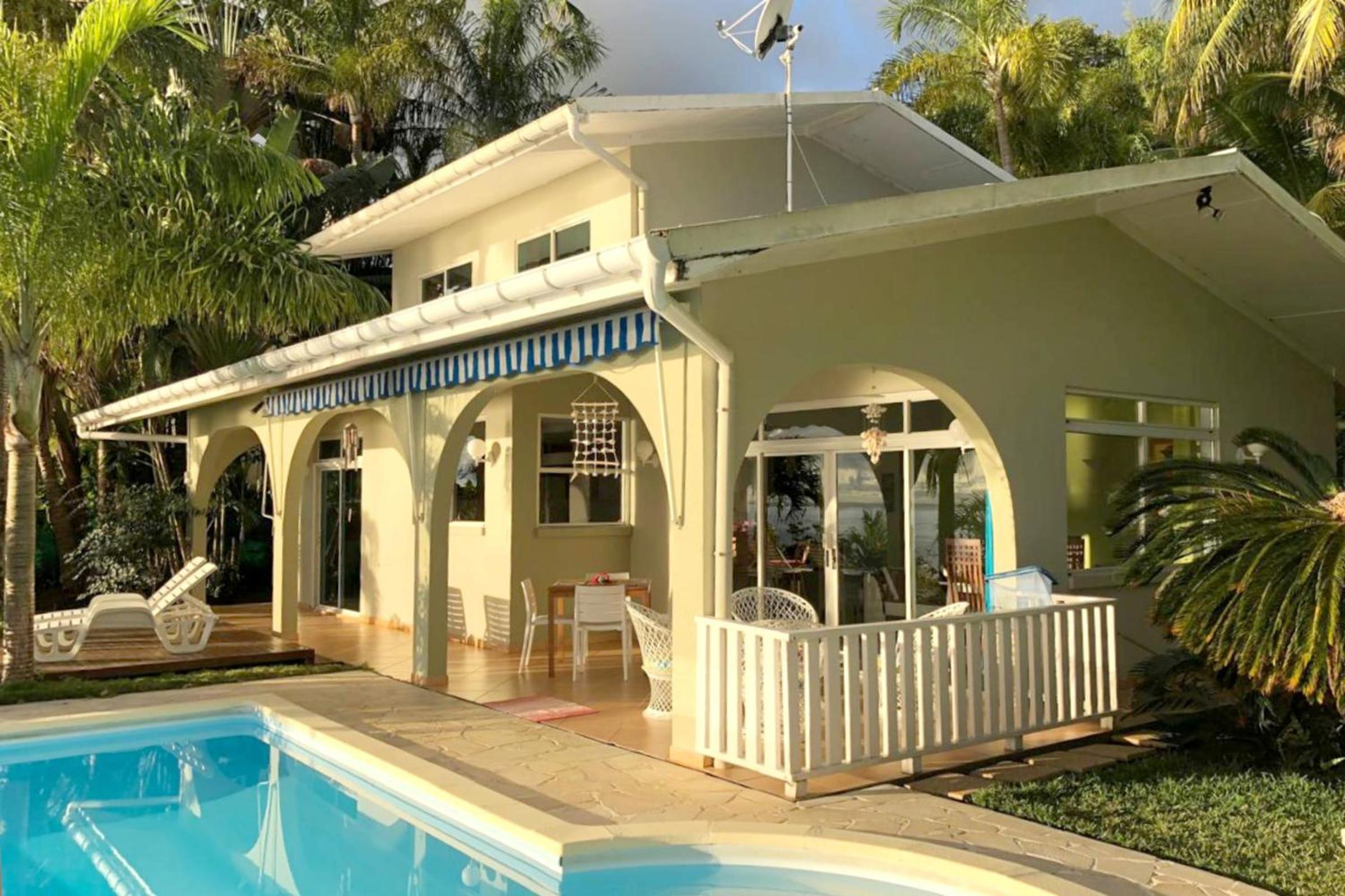 Villa photo 1