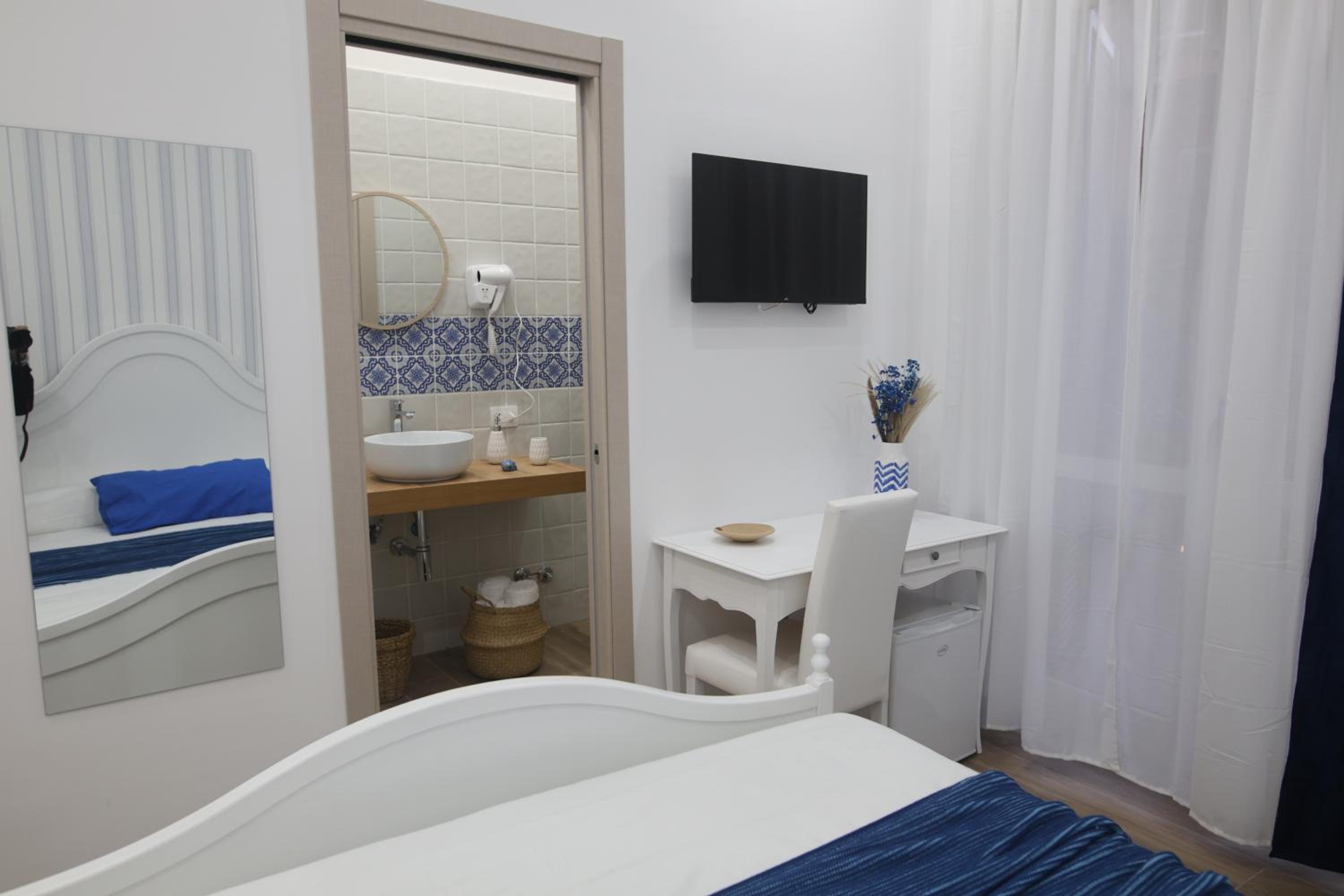 Double Room with Terrace photo 2