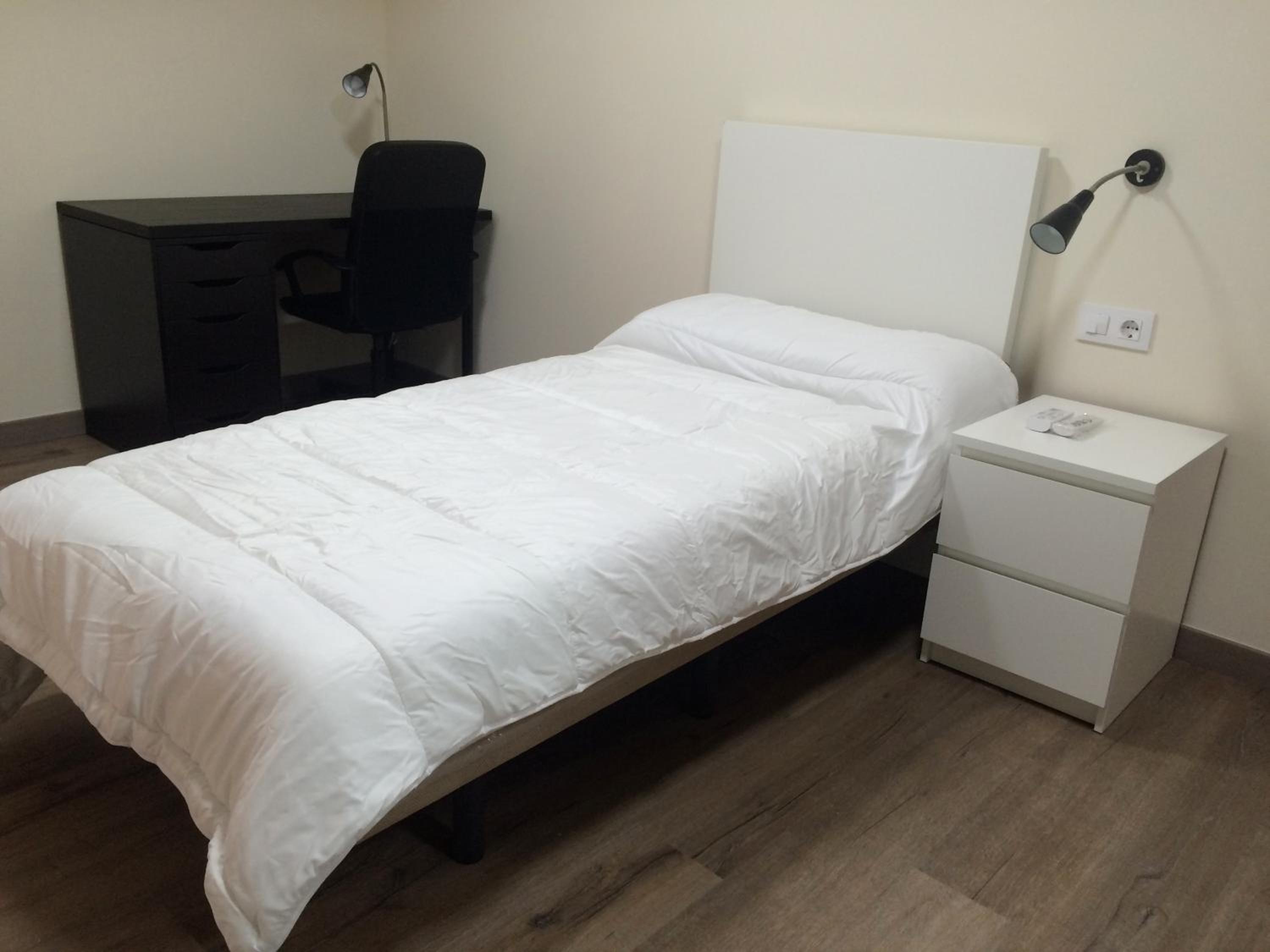 Single Room photo 2