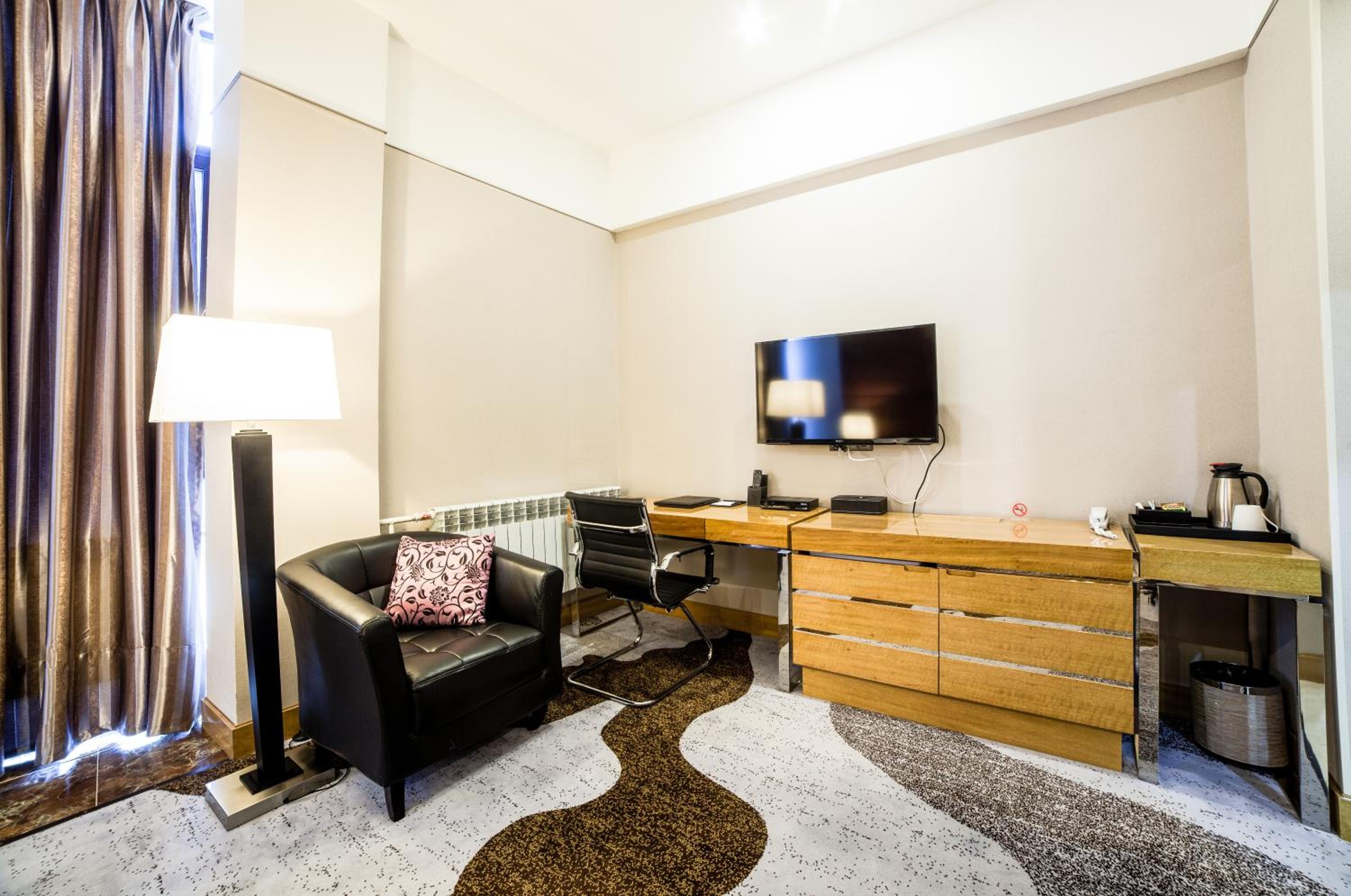 Standard Twin Room photo 3