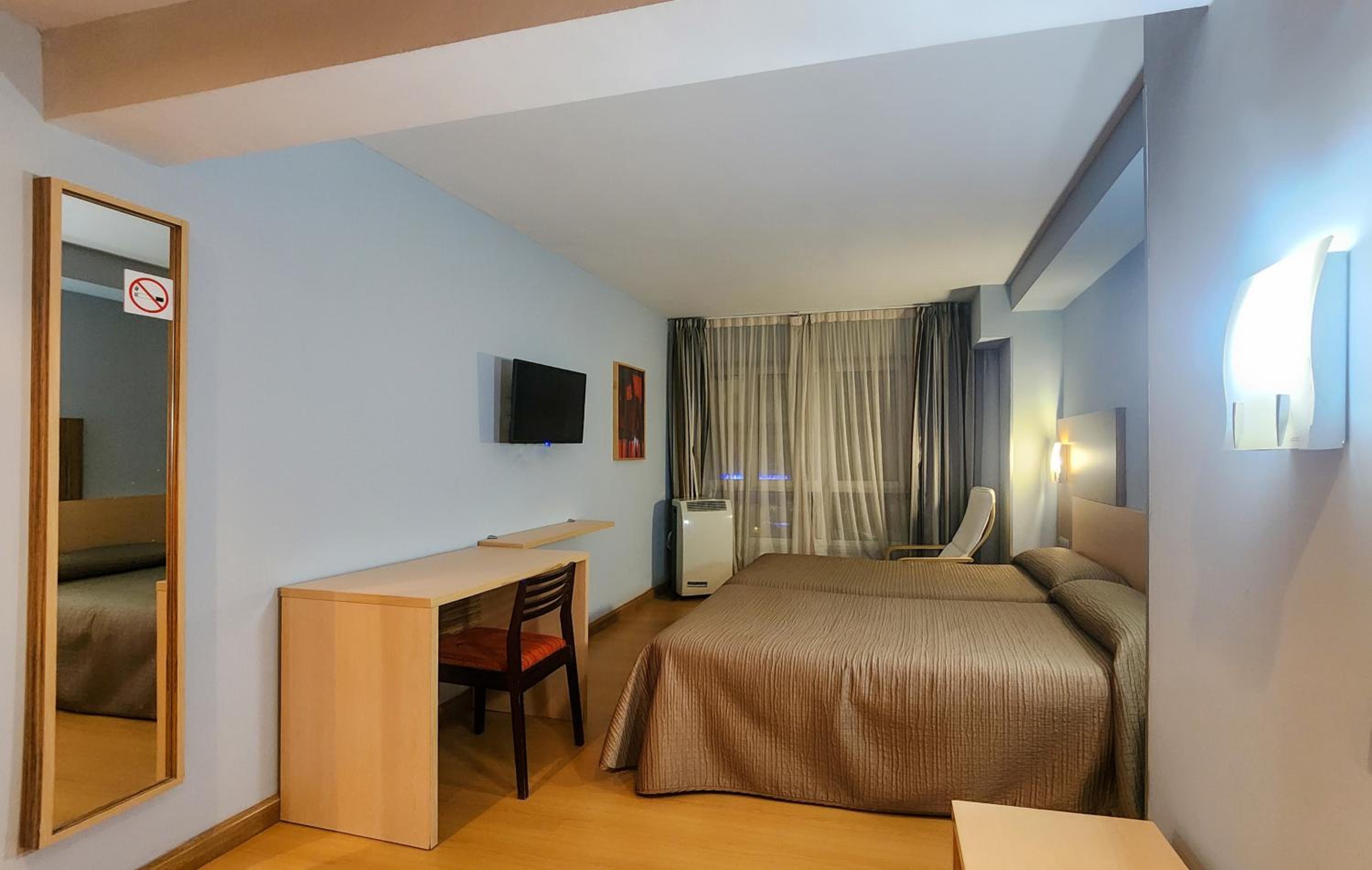 2 Single Beds, Superior Room - Photo 2