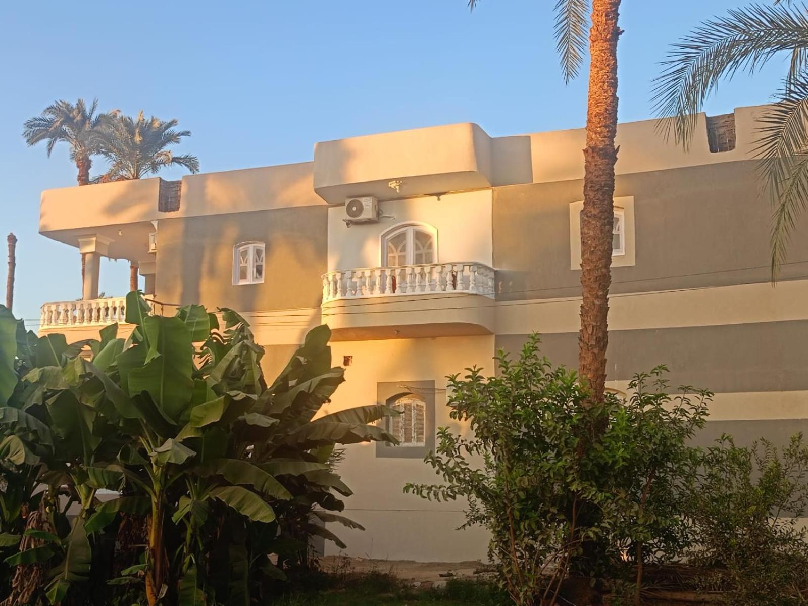 Villa photo 2