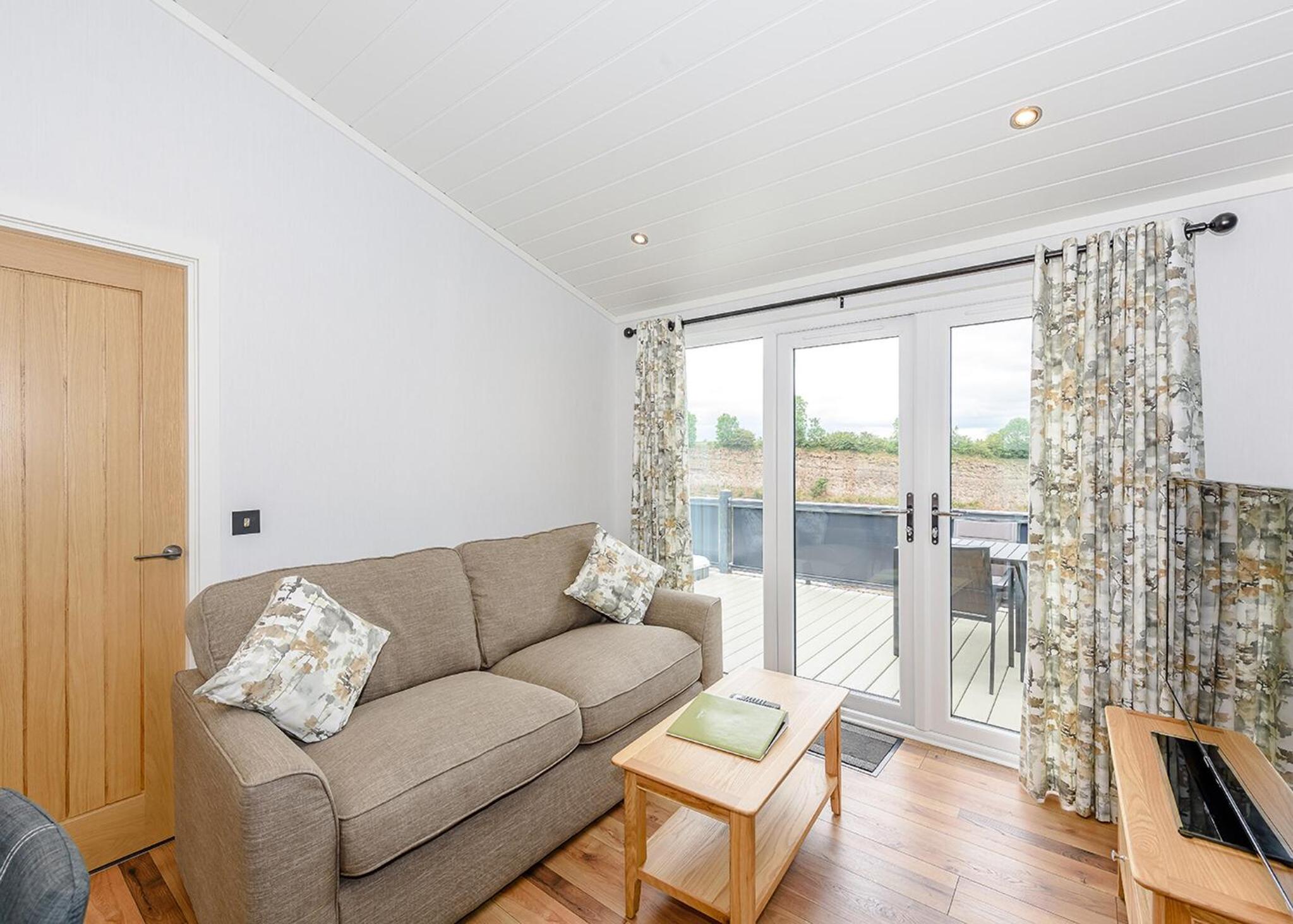 One-Bedroom House 3 photo 2
