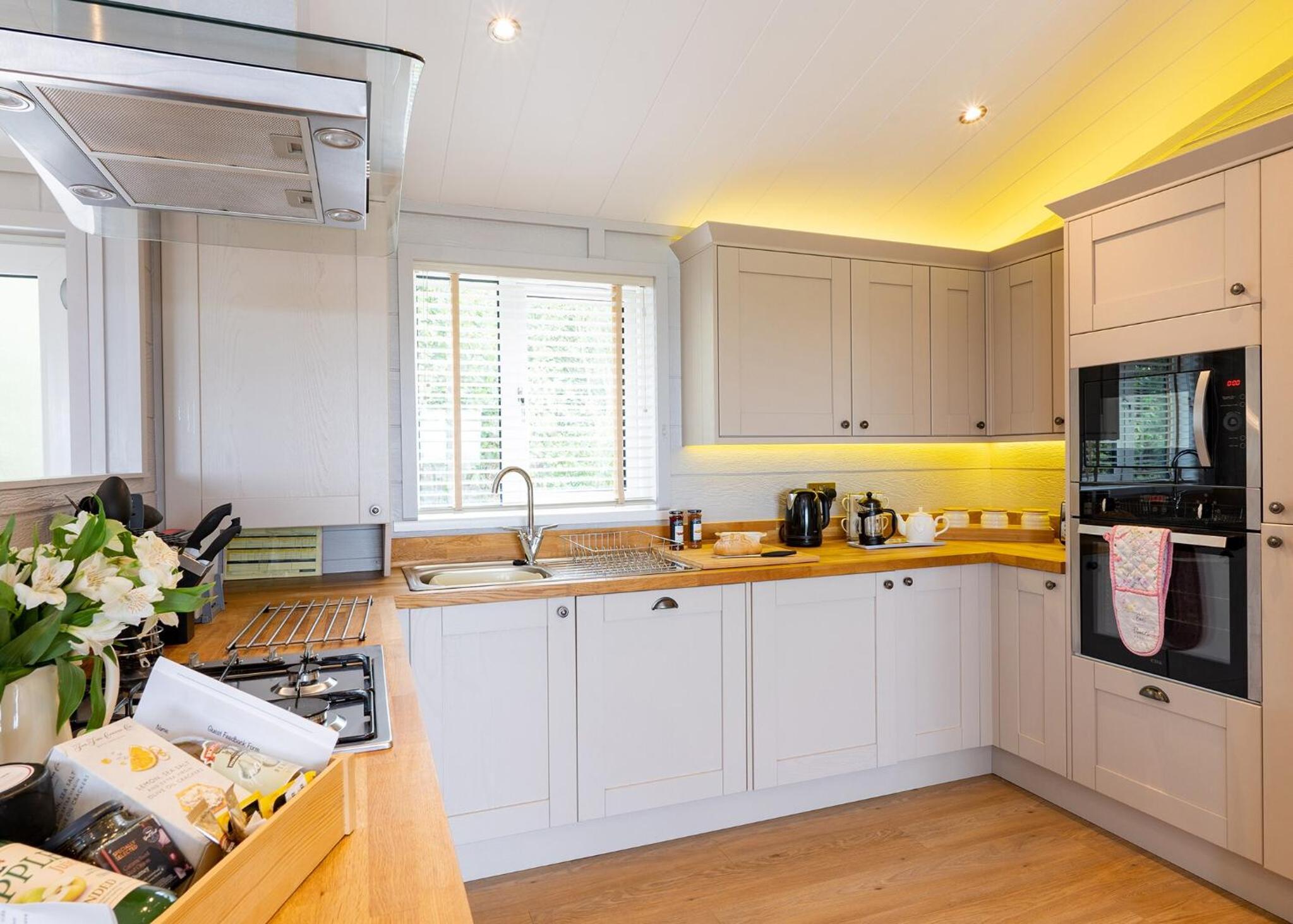 Two-Bedroom House photo 2