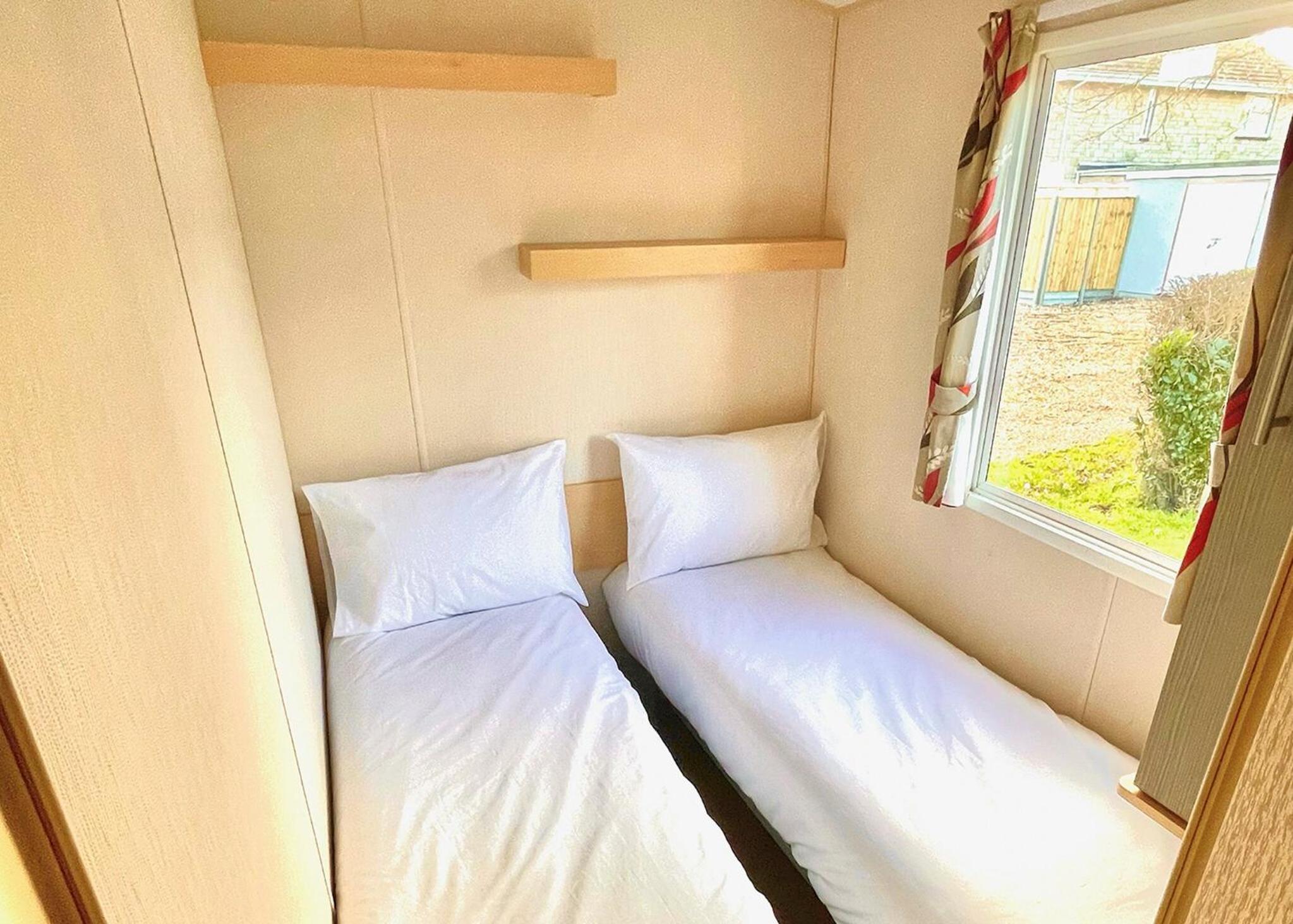 Three-Bedroom Mobile Home photo 3