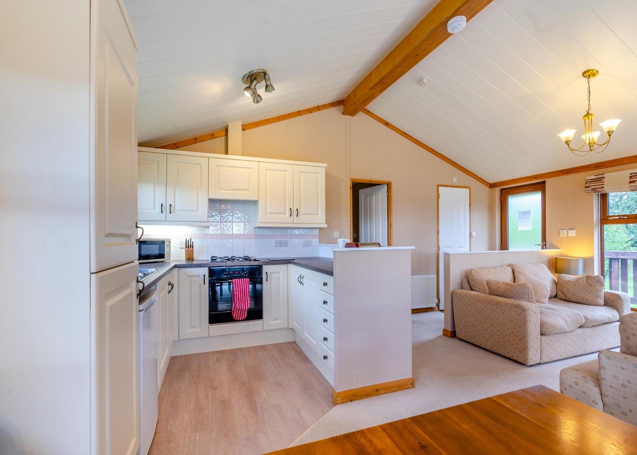Two-Bedroom Mobile Home photo 3