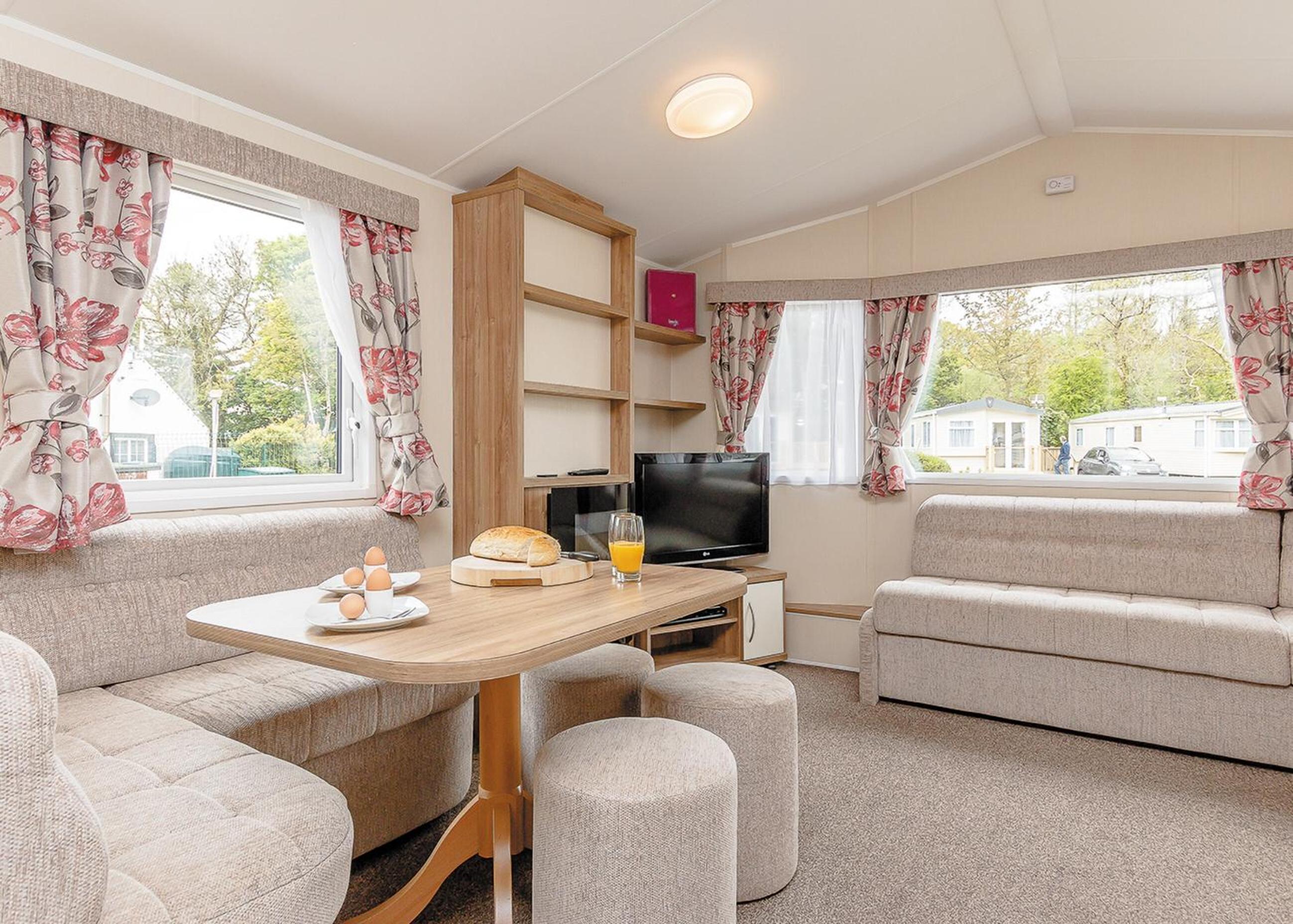 Mobile Home 3 photo 1