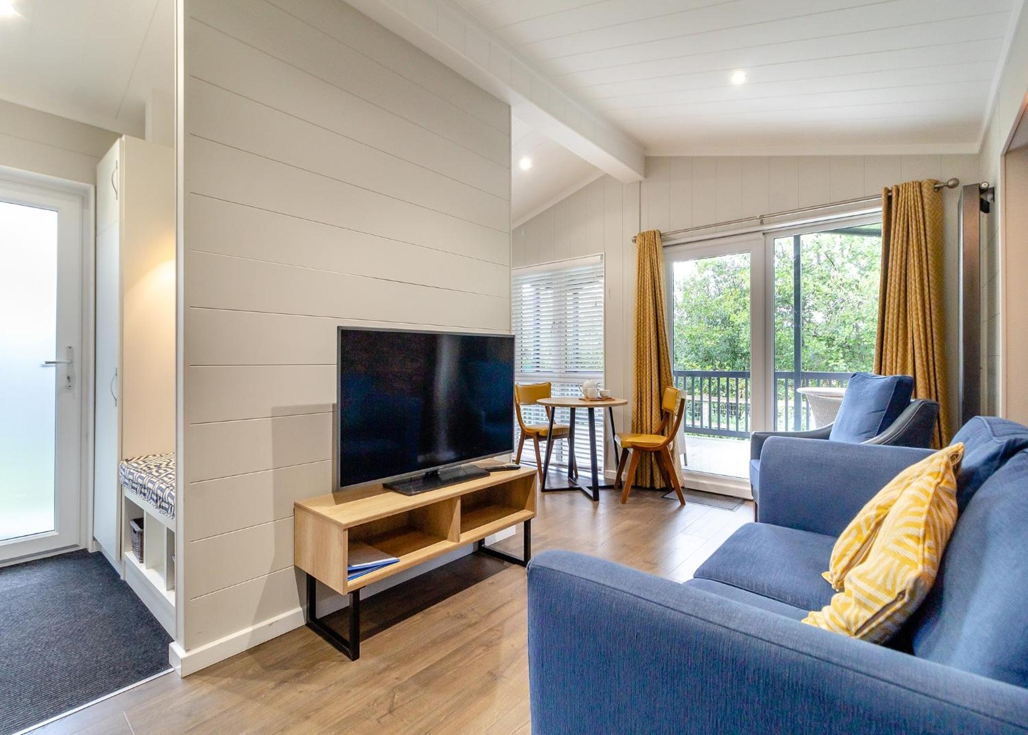 Five-Bedroom Lodge