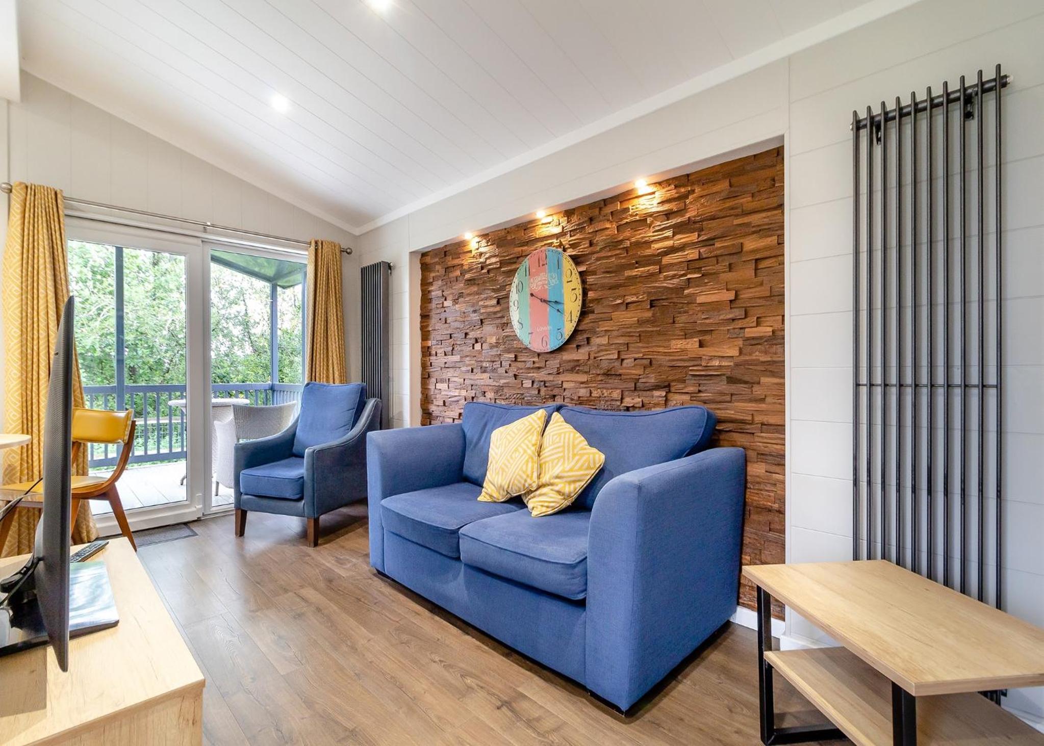 Five-Bedroom Lodge