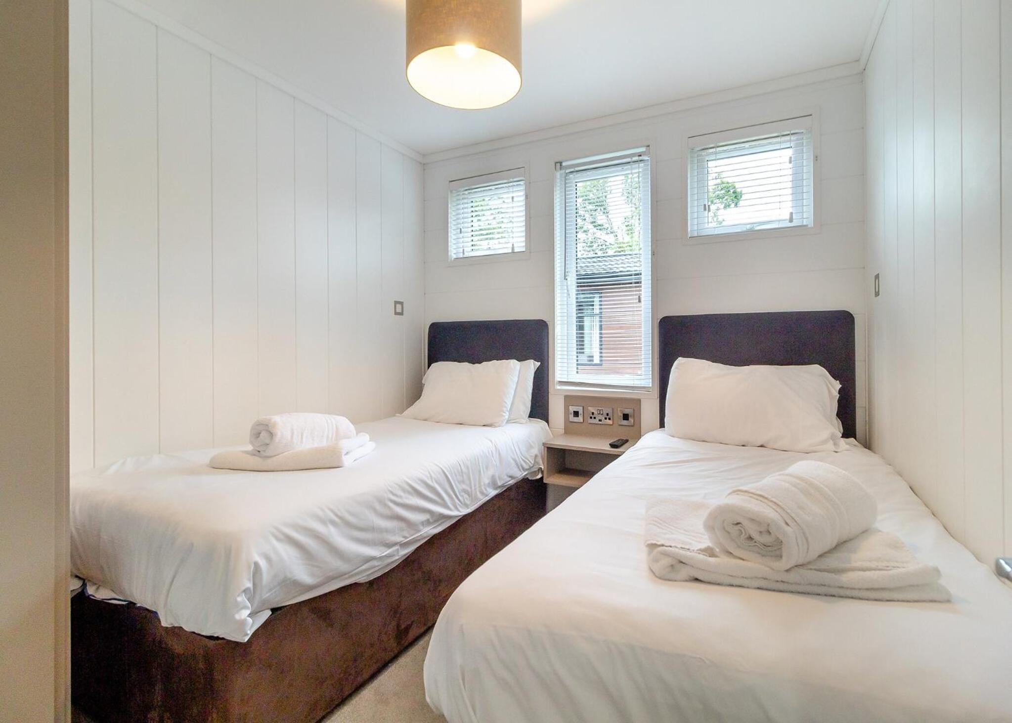 Five-Bedroom Lodge