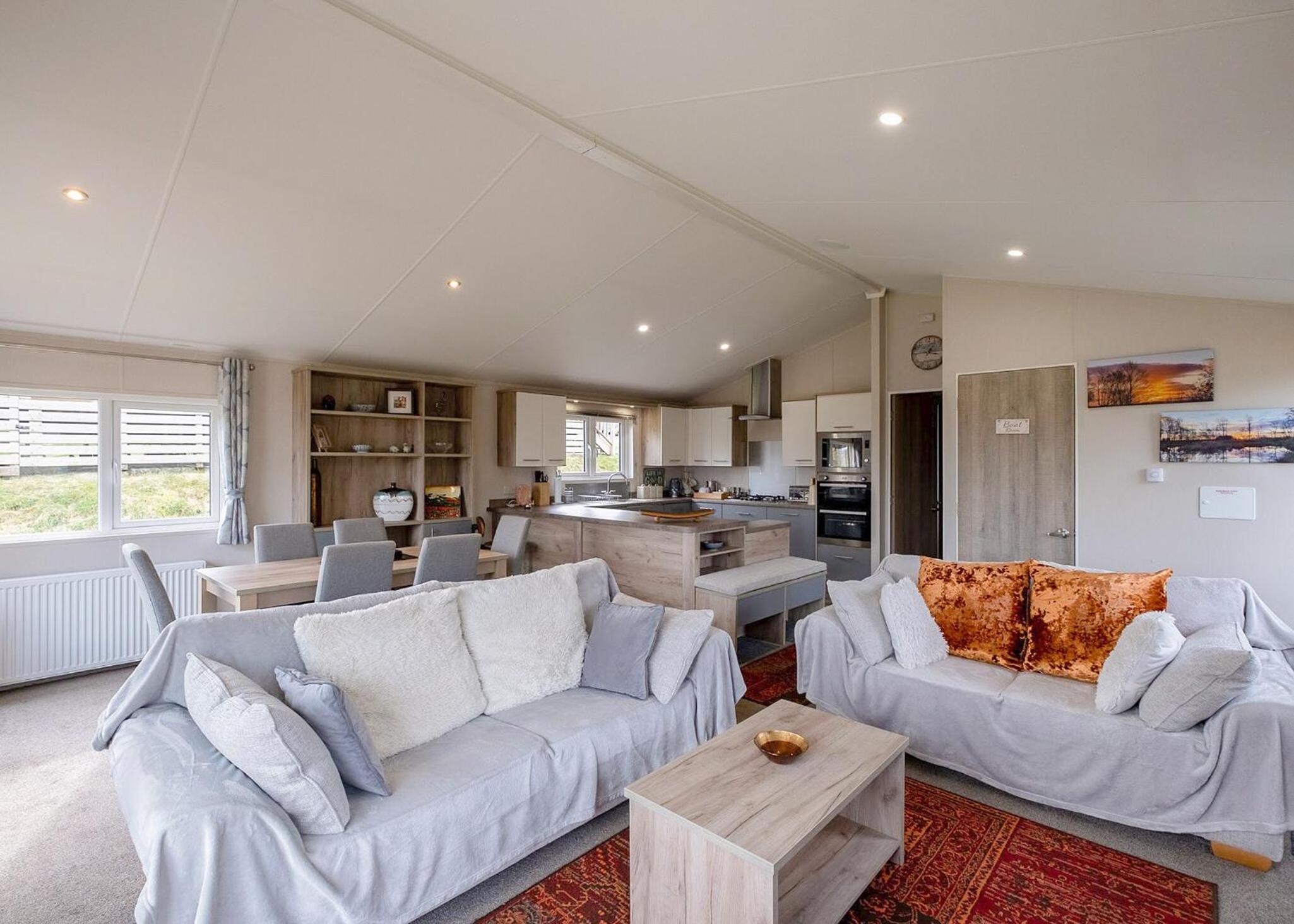 Three-Bedroom House photo 2