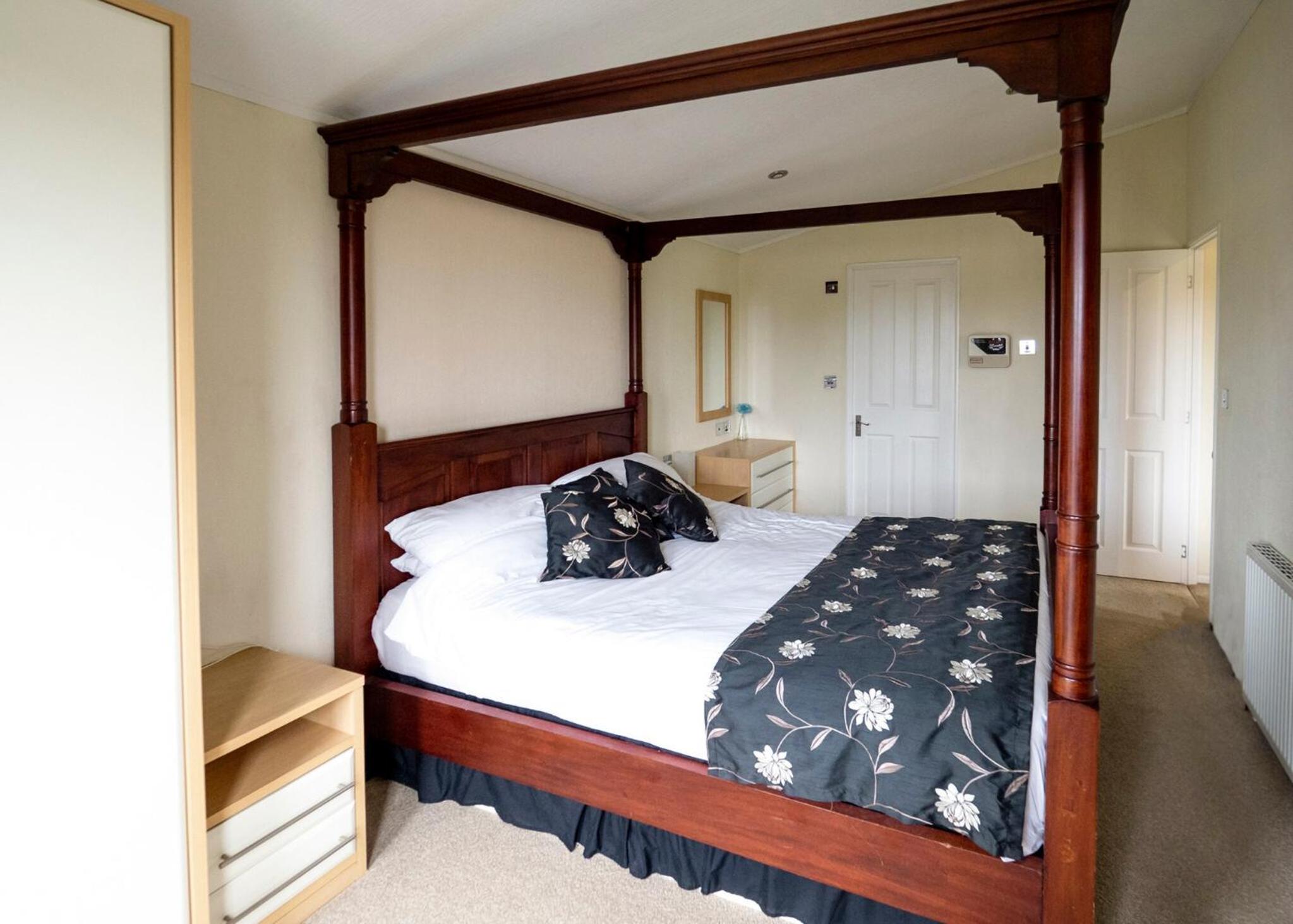 One-Bedroom House photo 3