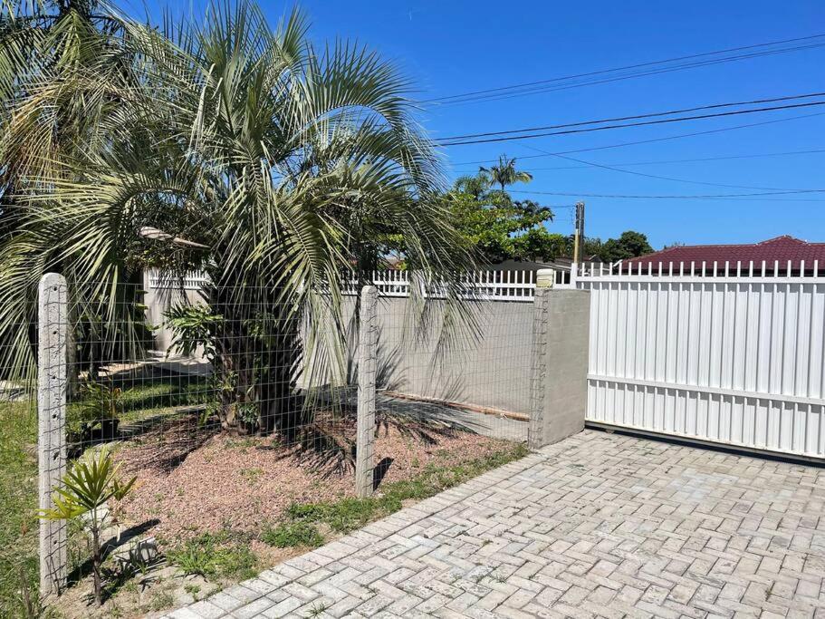 One-Bedroom House photo 2