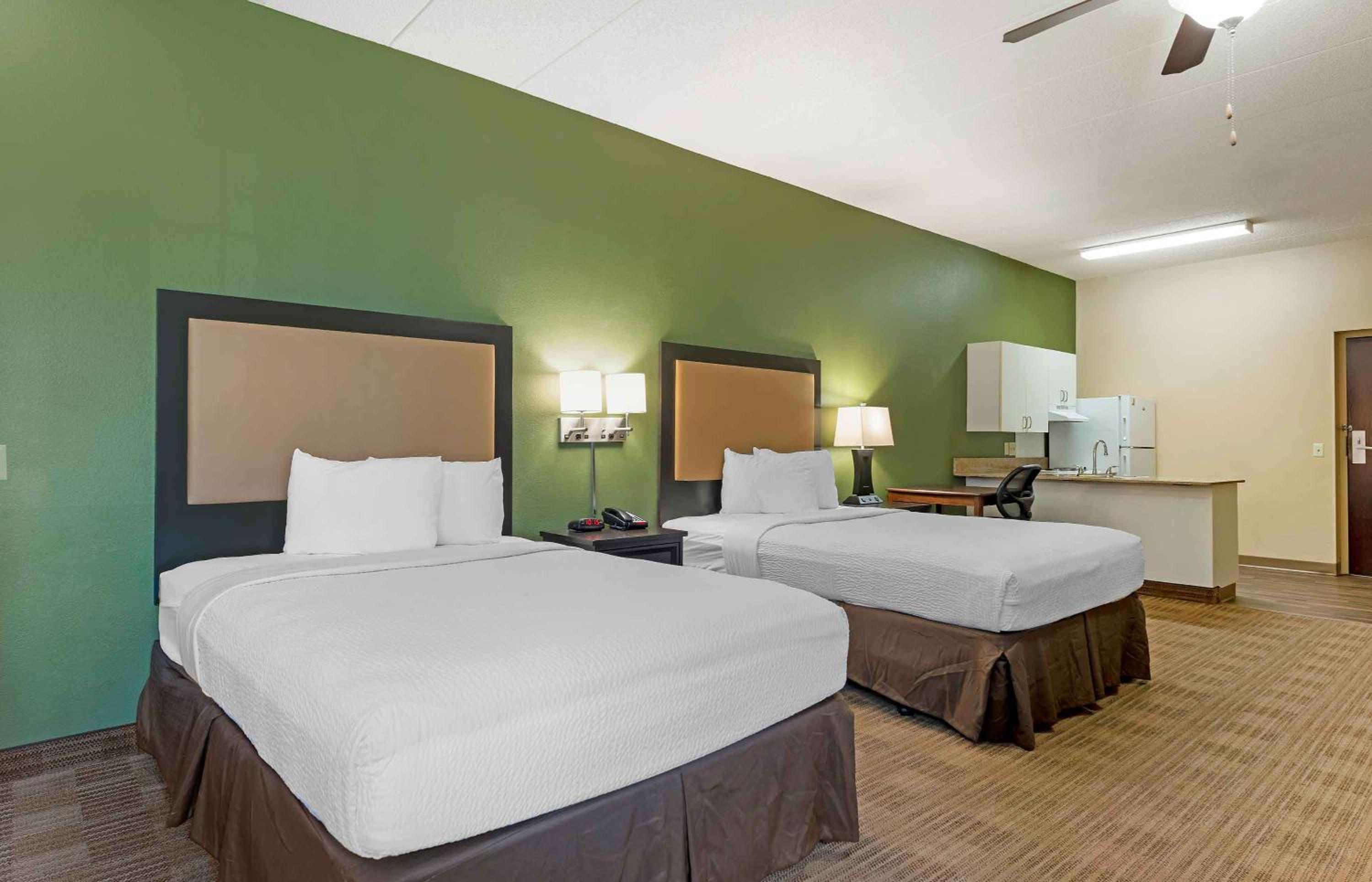 Studio with 2 Double Beds - Non-Smoking - Photo 3