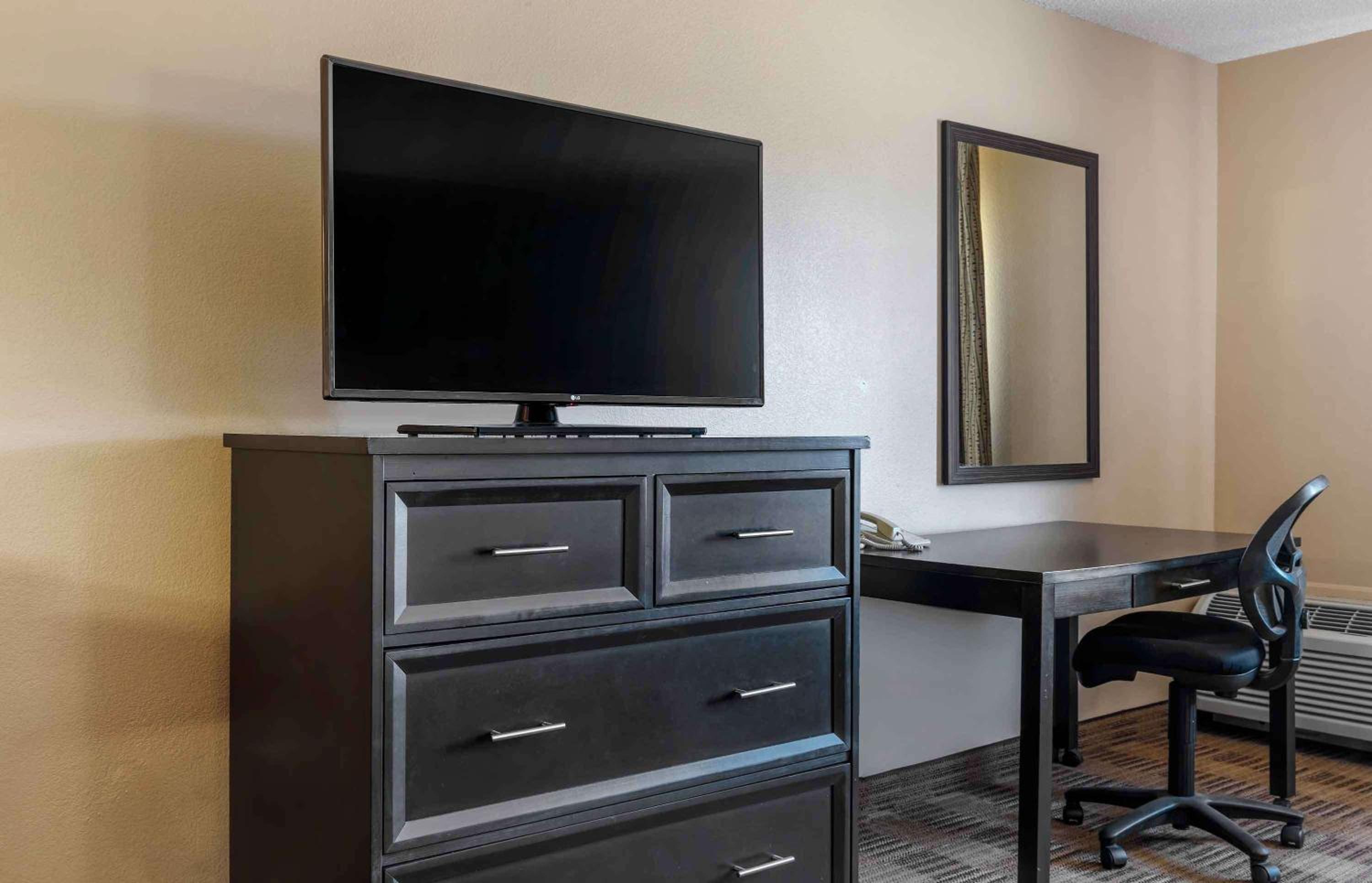 Studio with 2 Double Beds - Non-Smoking - Photo 7
