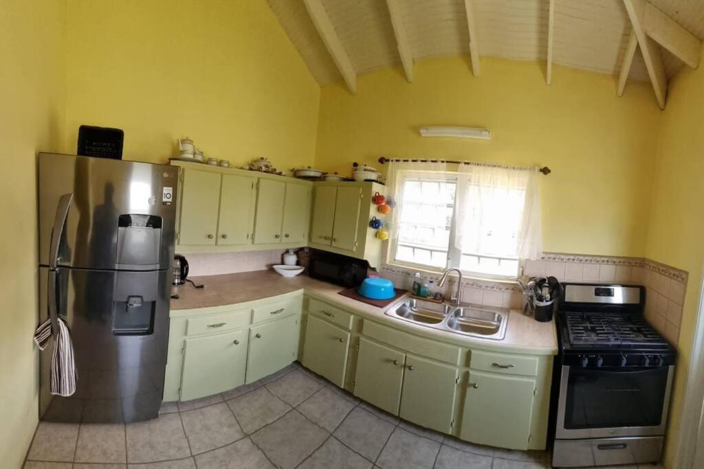 Two-Bedroom House photo 2