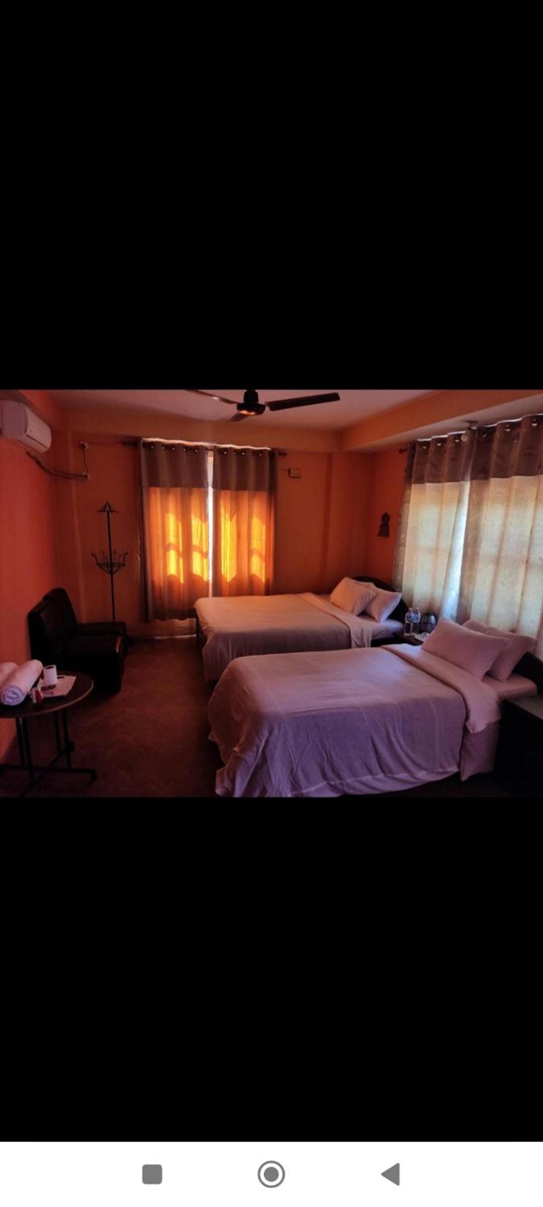 Budget Twin Room photo 2