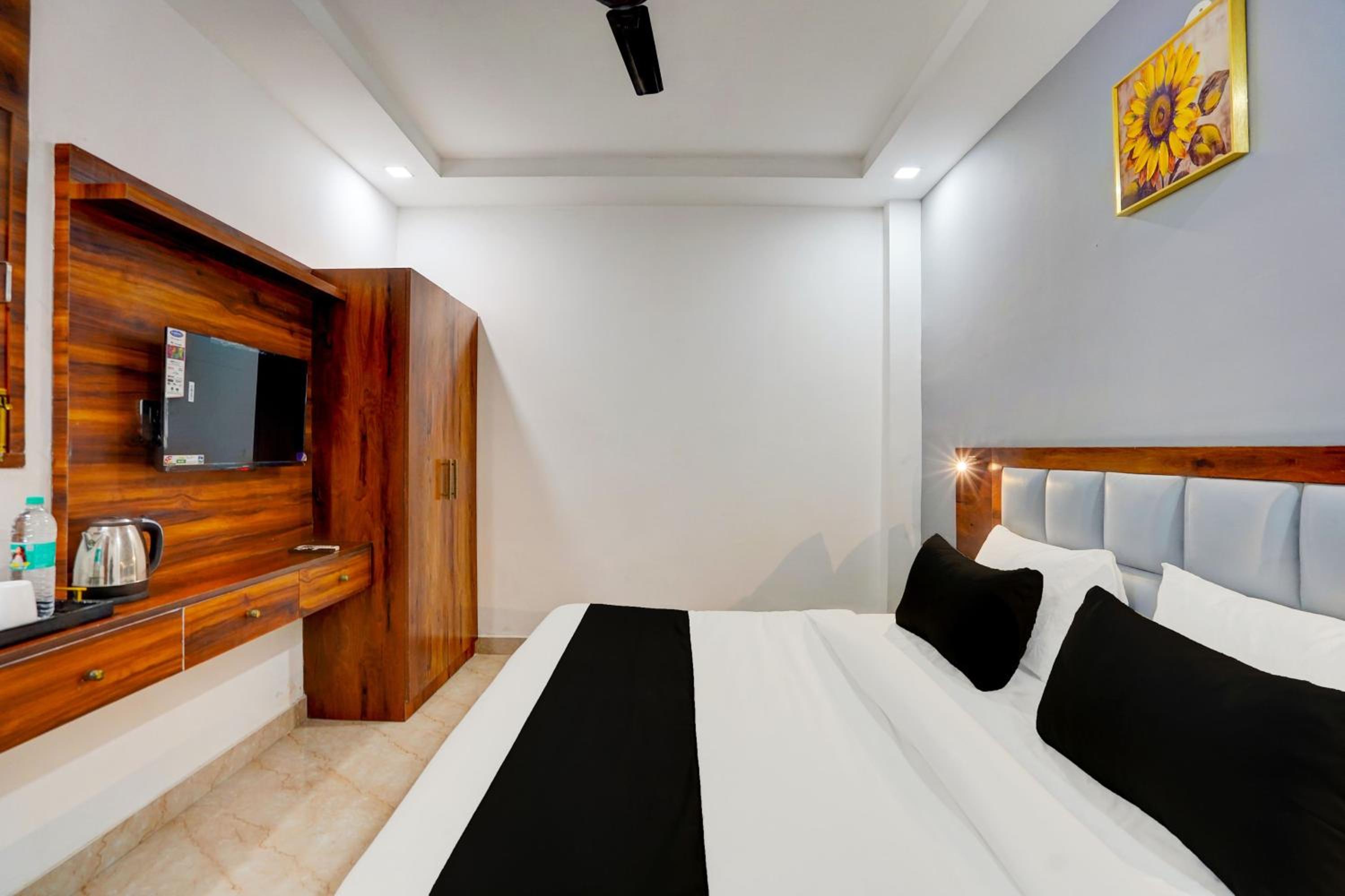 Classic Triple Room photo 3