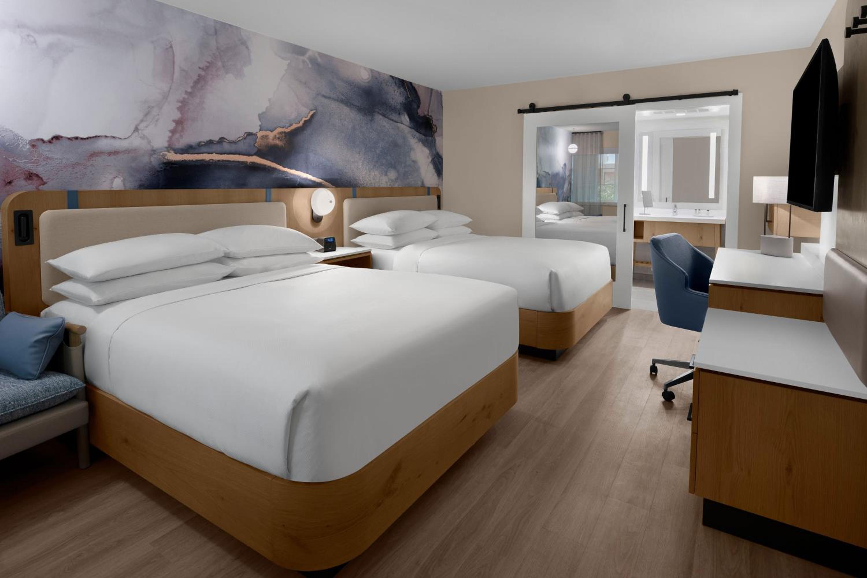 Double Queen Room photo 1