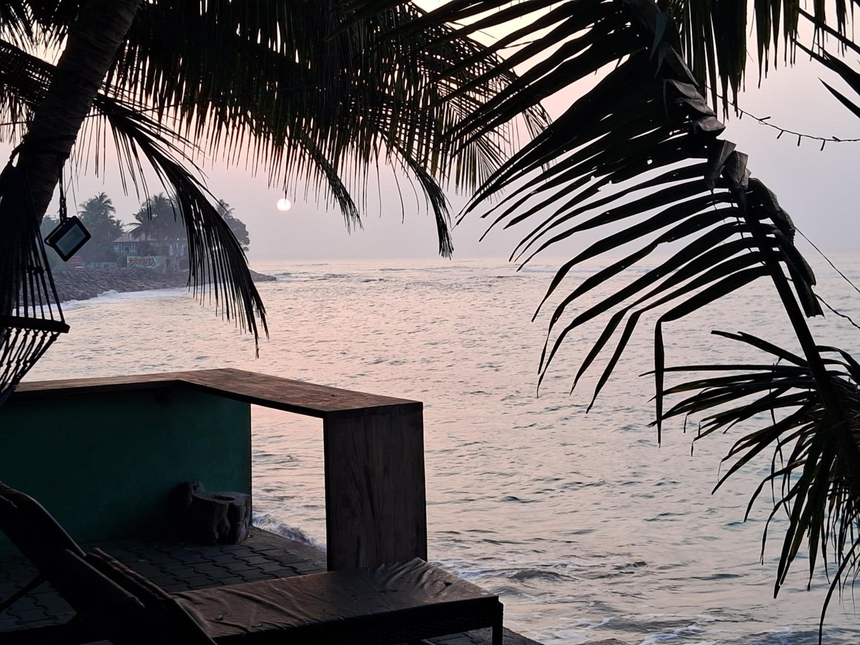Deluxe Double Room with Sea View - Photo 4