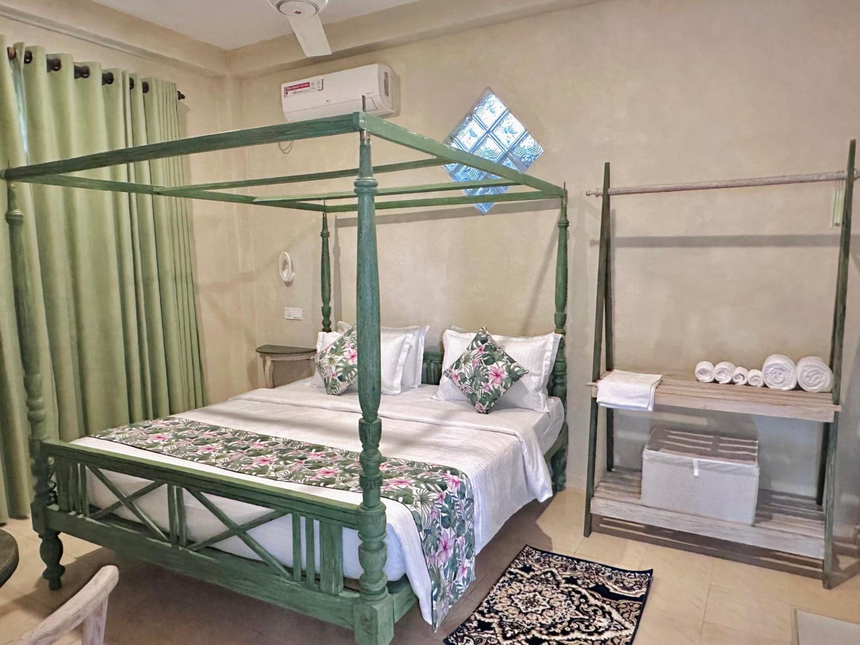 Deluxe Queen Room photo 3