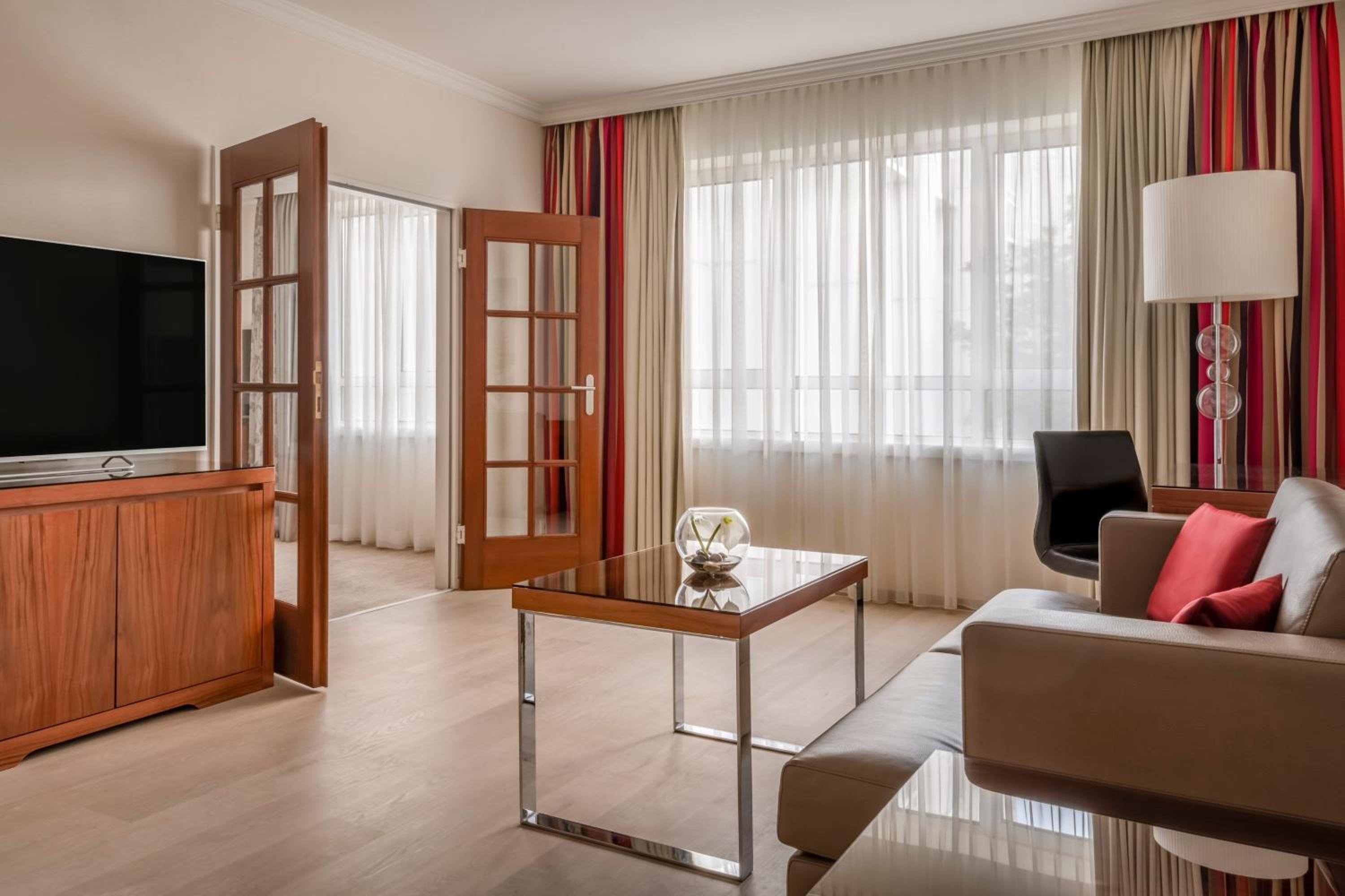 Family Suite - Photo 4