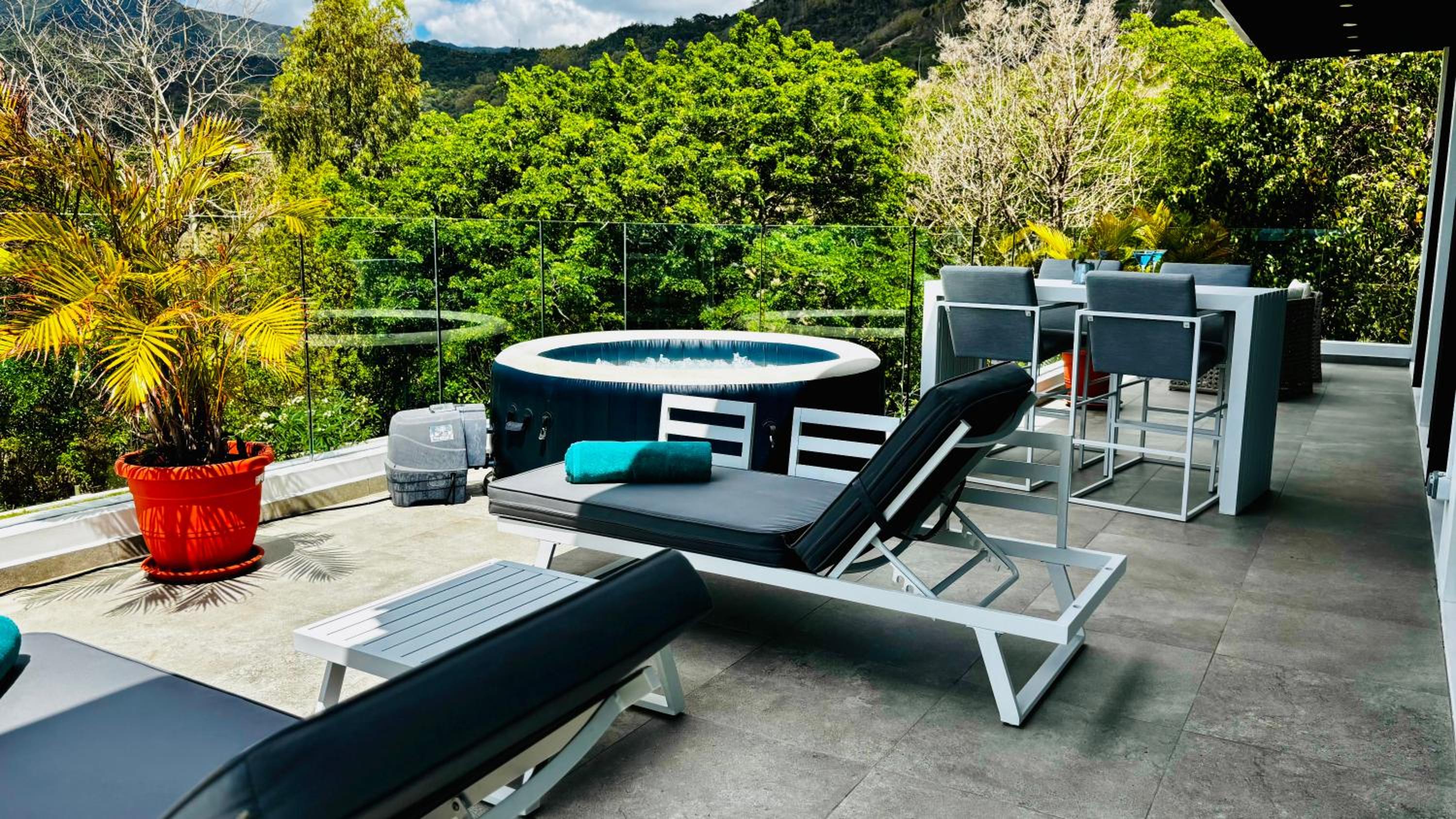Three-Bedroom Villa photo 2