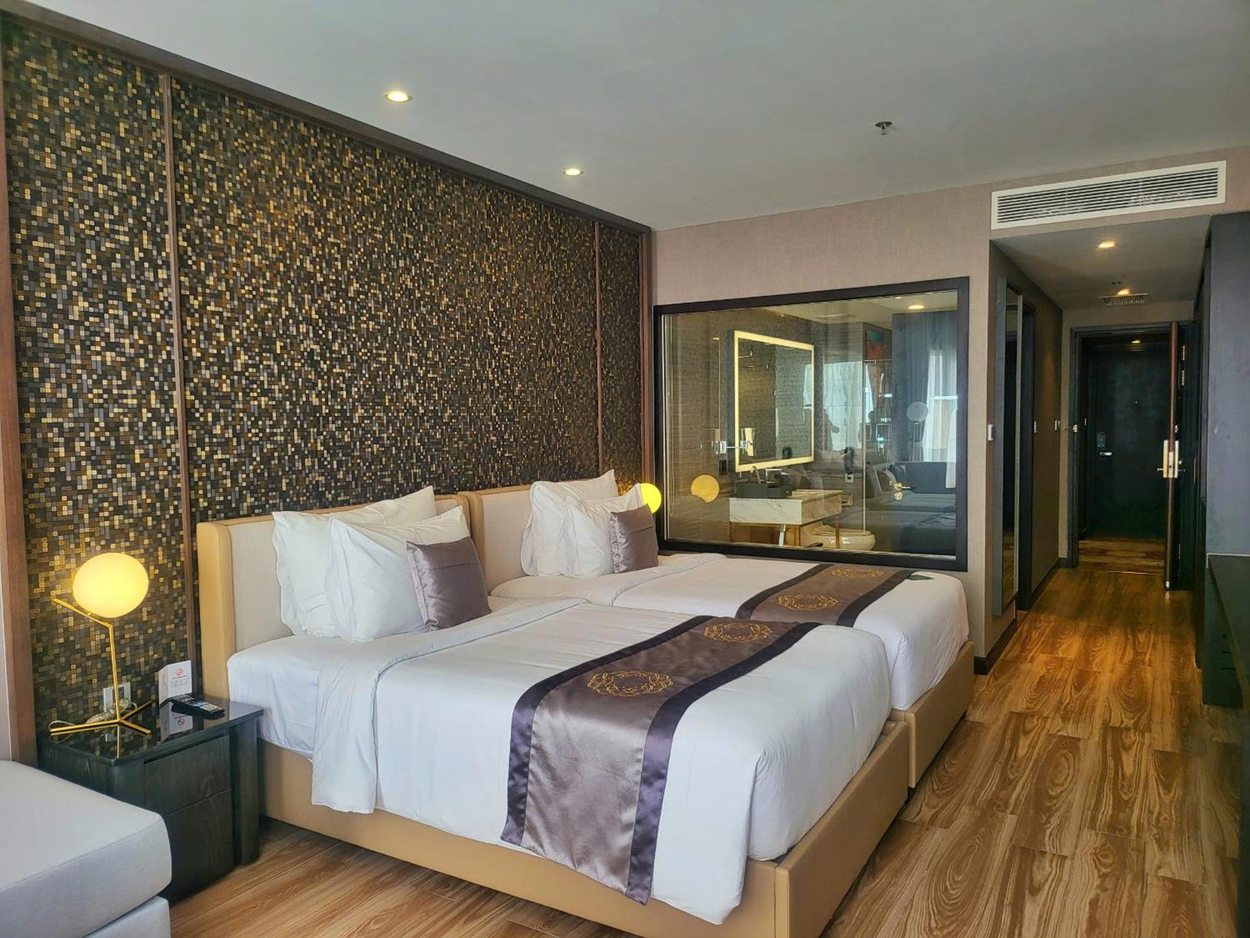 Deluxe Twin Room - Photo 1