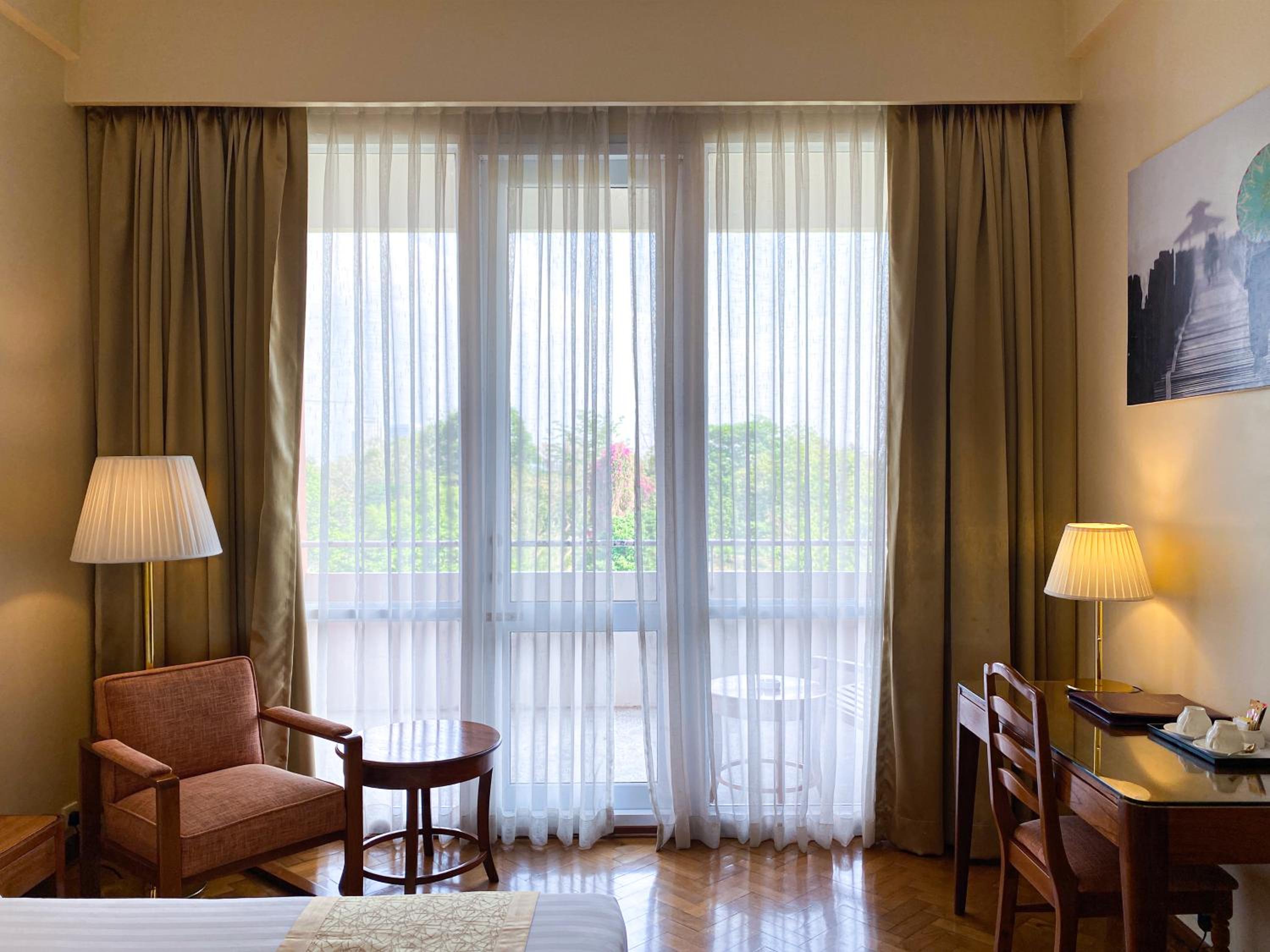 Superior King Room - Photo 3