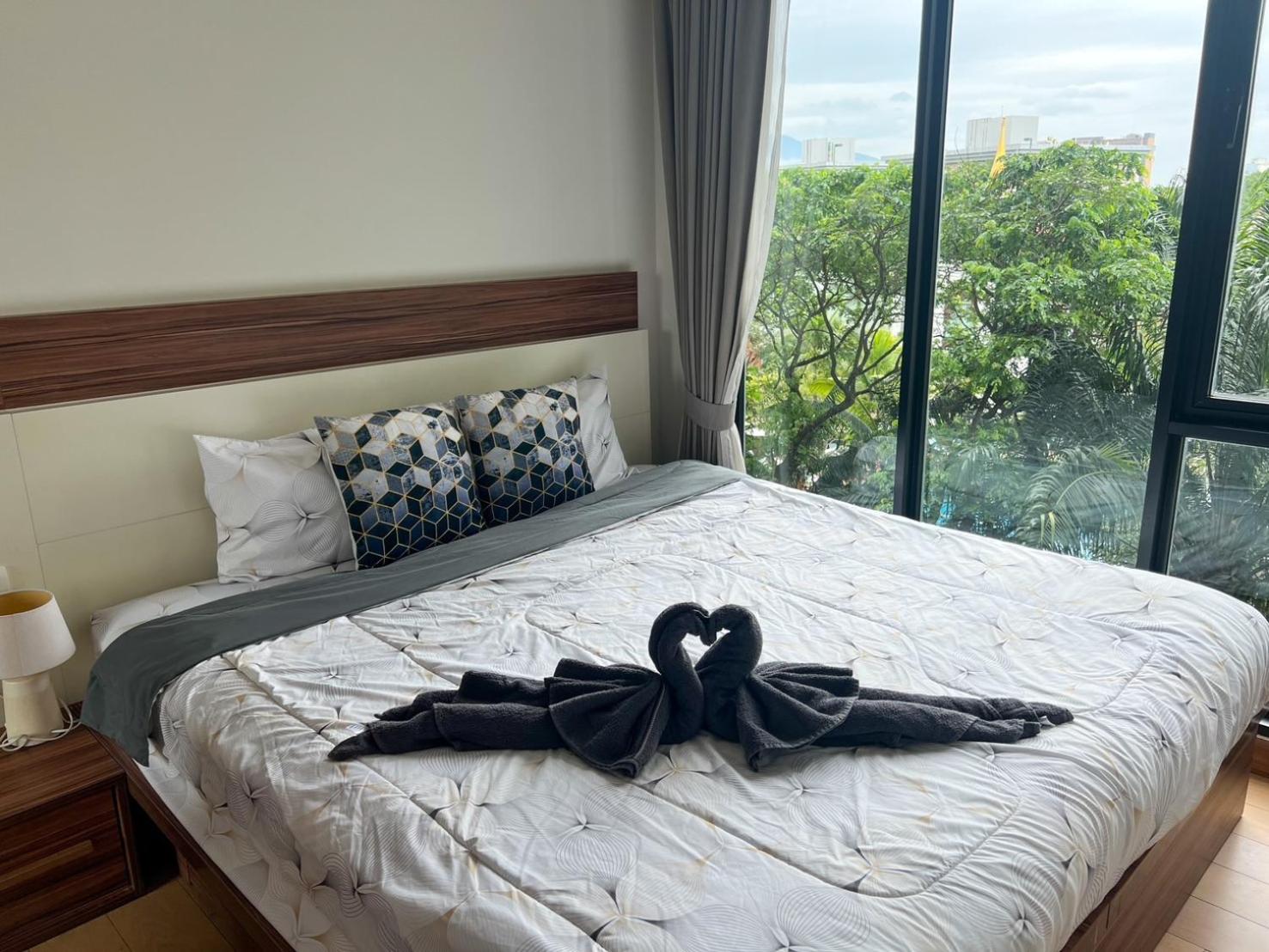 Apartment with Pool View  - Photo 31