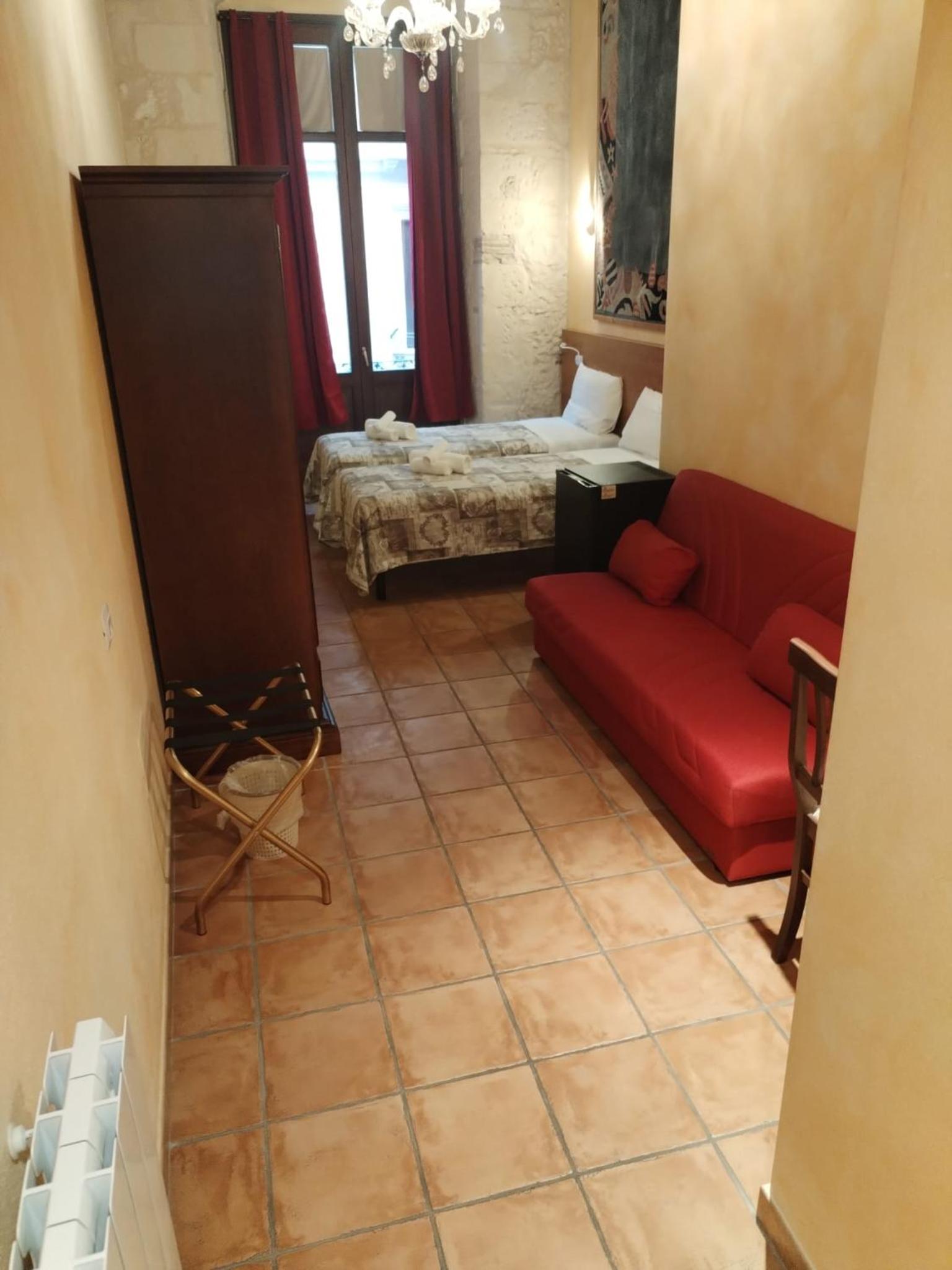 Twin Room with Private Bathroom
