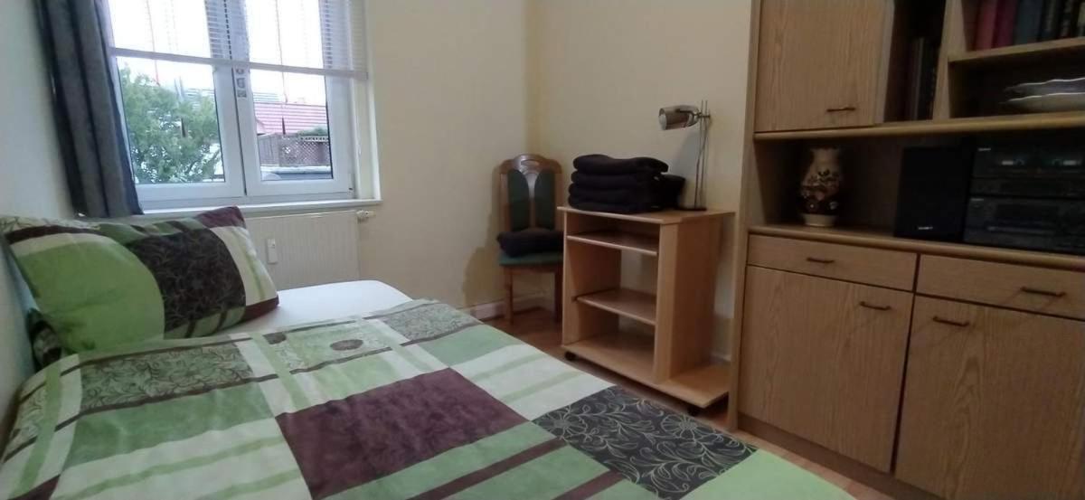 One-Bedroom Apartment with Balcony photo 3