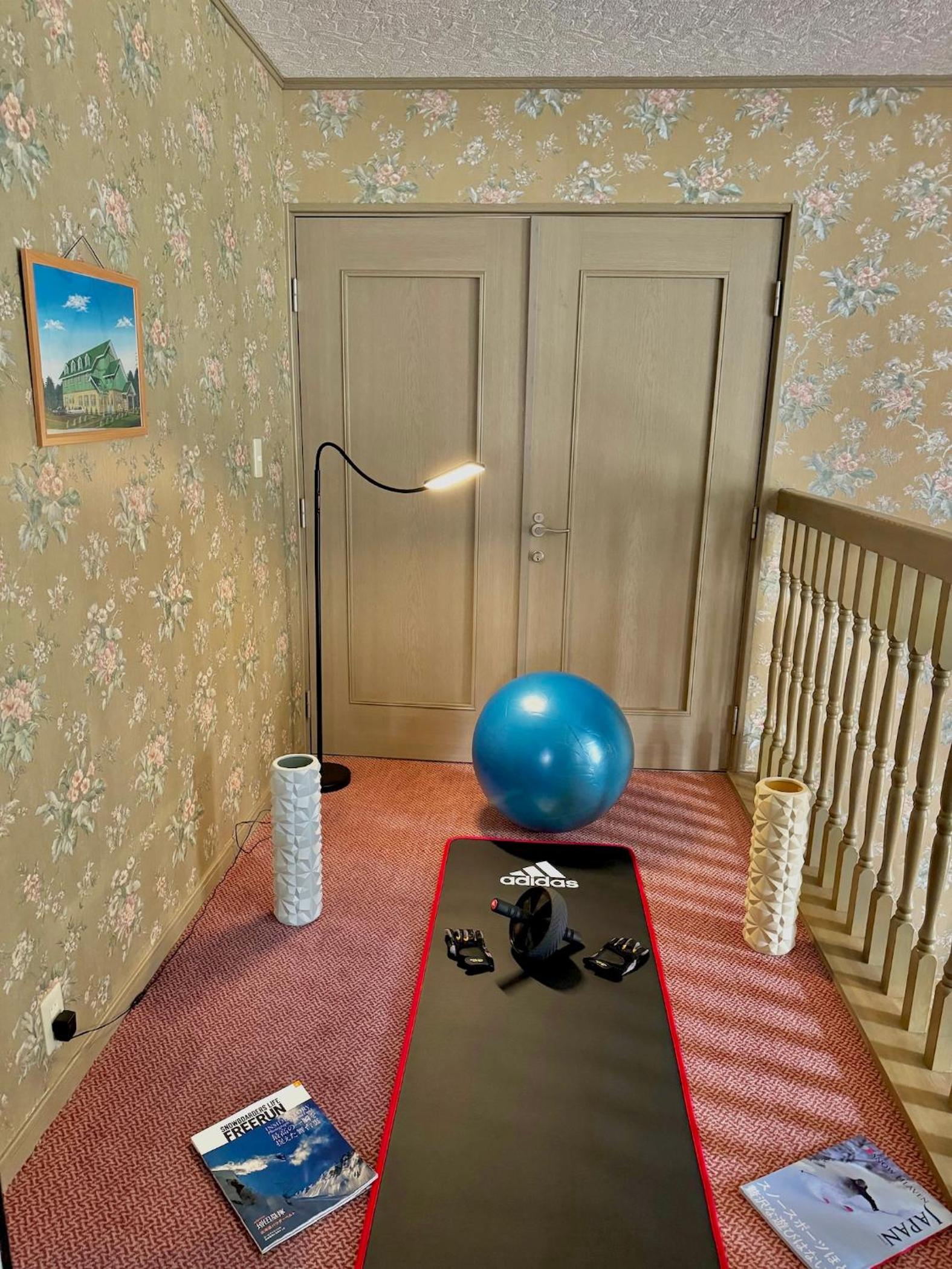 Female Dormitory Room photo 3