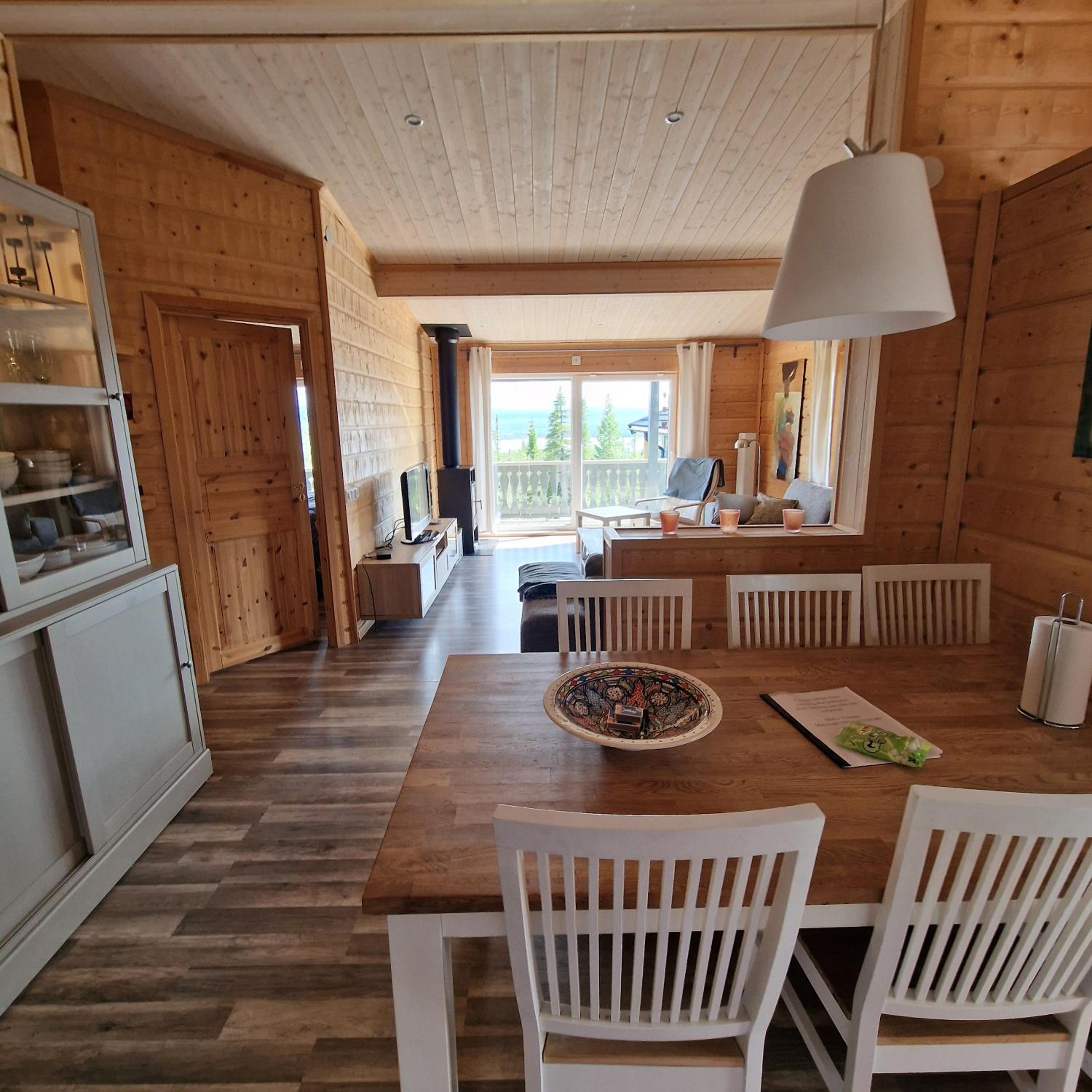 Three-Bedroom Vacation Home  photo 1