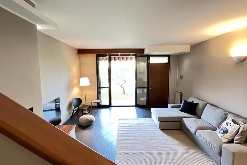 Three-Bedroom Apartment photo 3